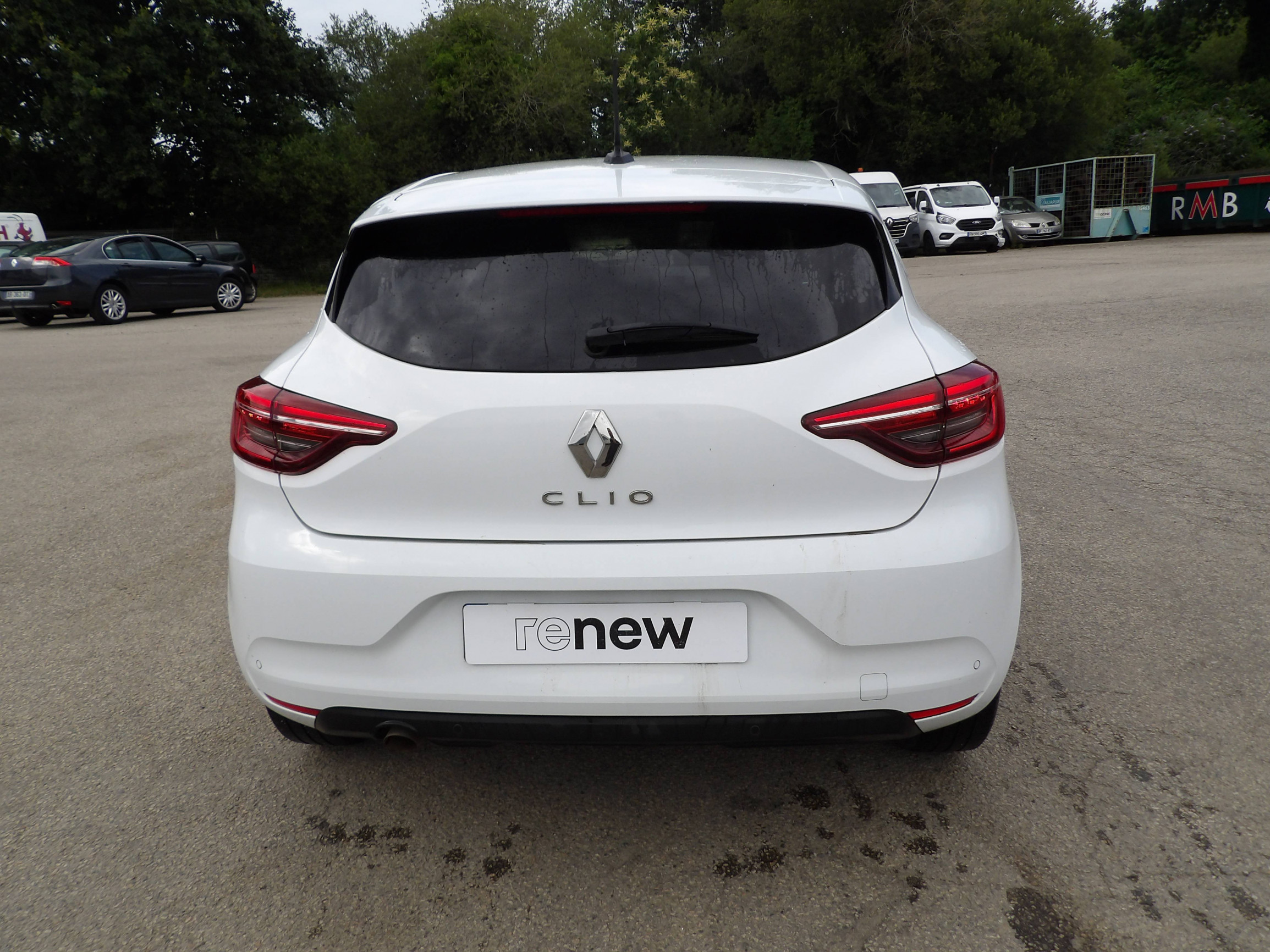 Vente en ligne Renault Clio 5 Clio TCe 90 au prix de 13 799 €