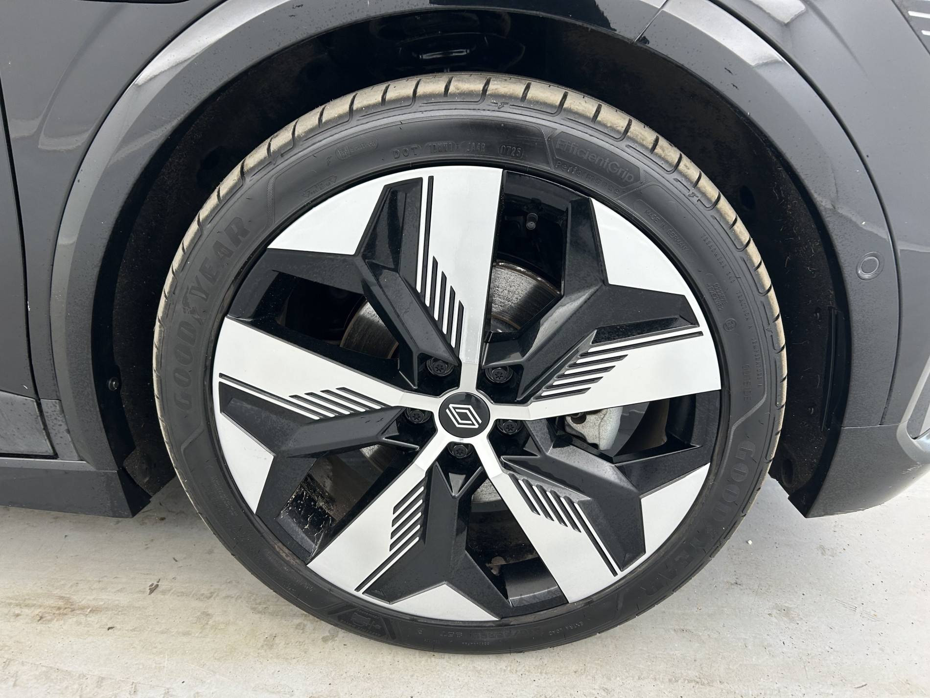 Vente en ligne Renault Megane E-Tech  EV60 220 ch super charge au prix de 23 499 €