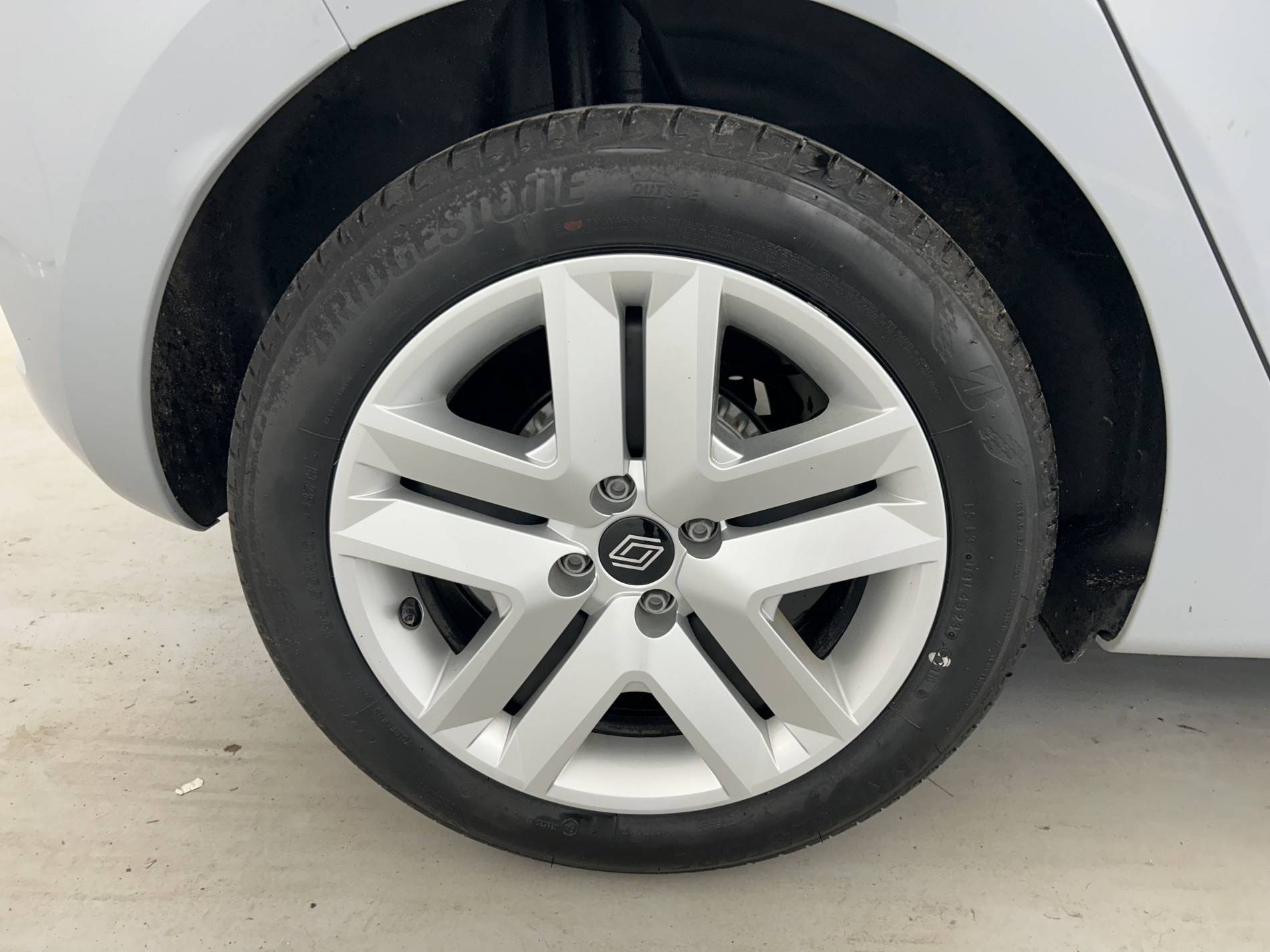 Vente en ligne Renault Clio 5 Clio TCe 90 ch GSR2 au prix de 15 990 €