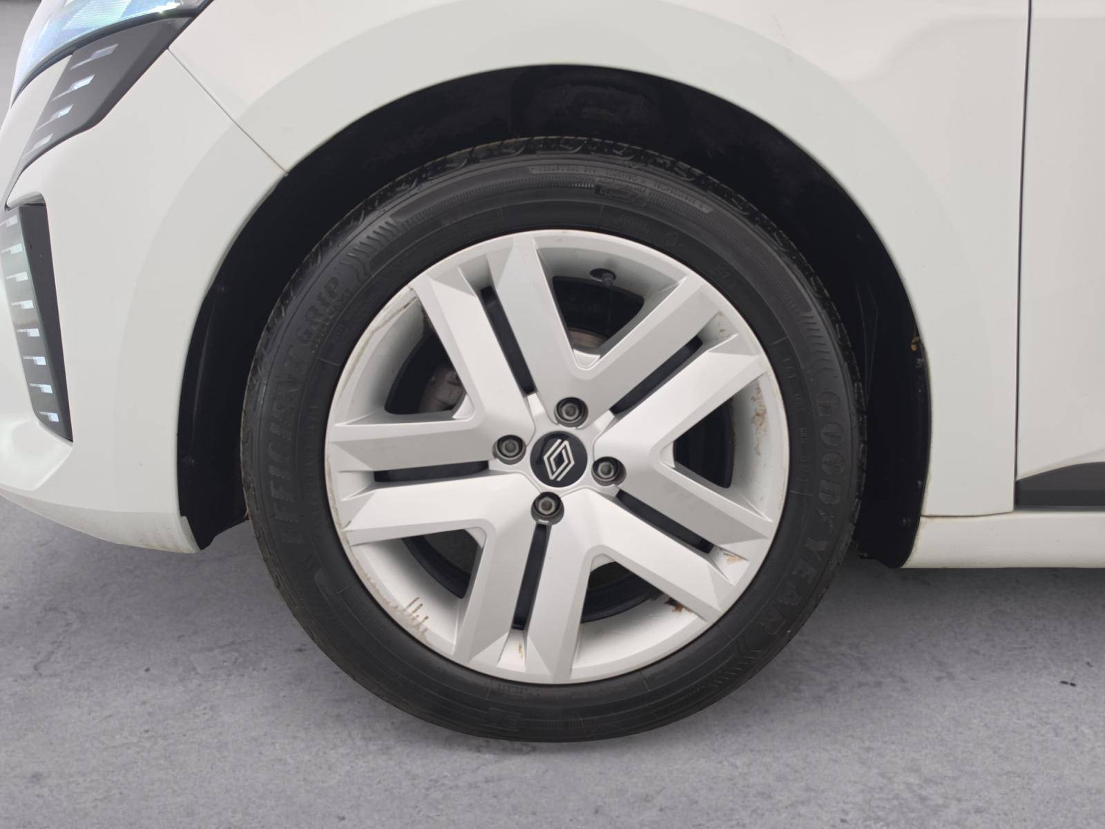 Vente en ligne Renault Clio 5 Clio TCe 90 au prix de 14 590 €