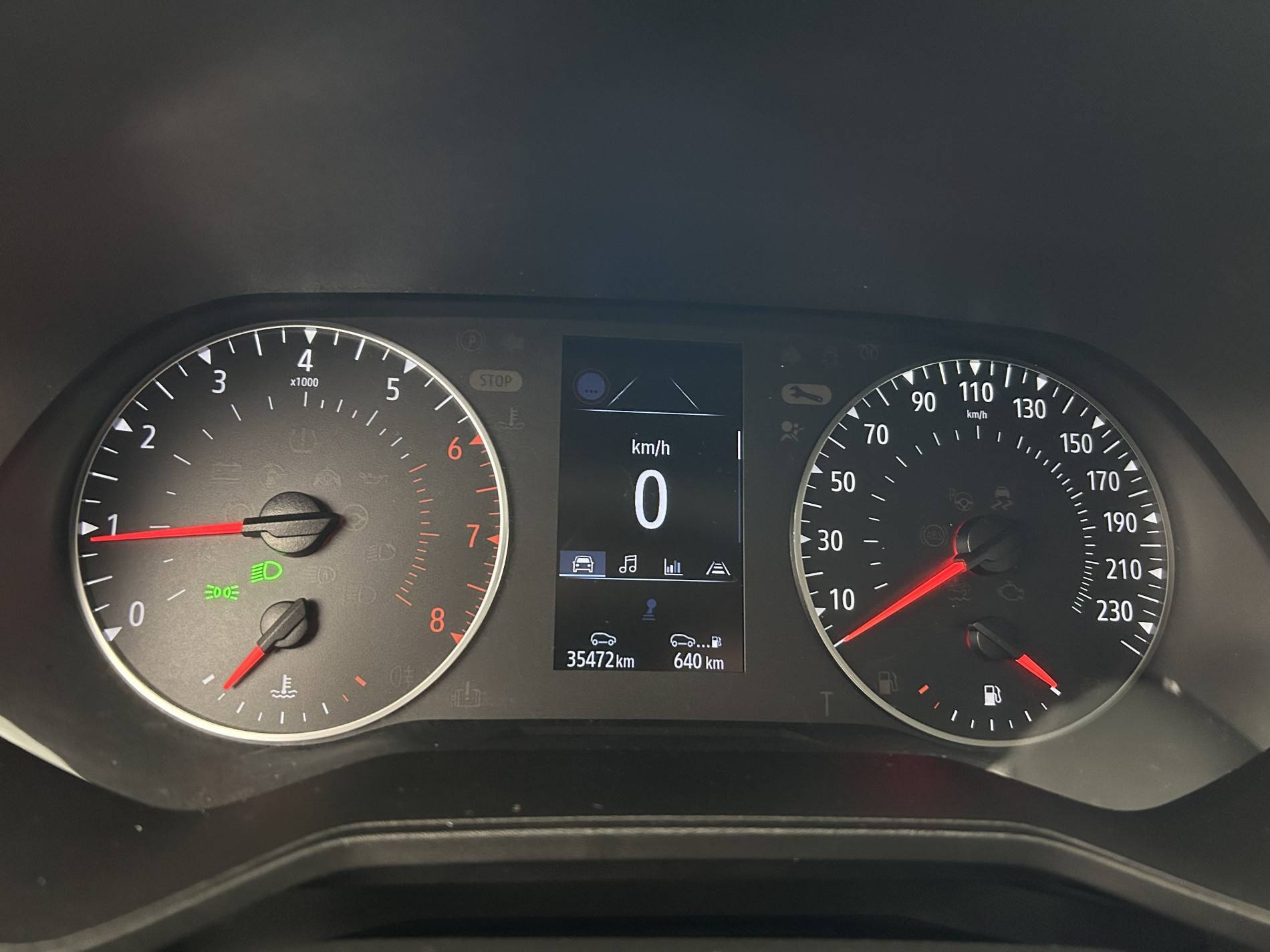 Vente en ligne Renault Clio 5 Clio TCe 90 au prix de 13 500 €