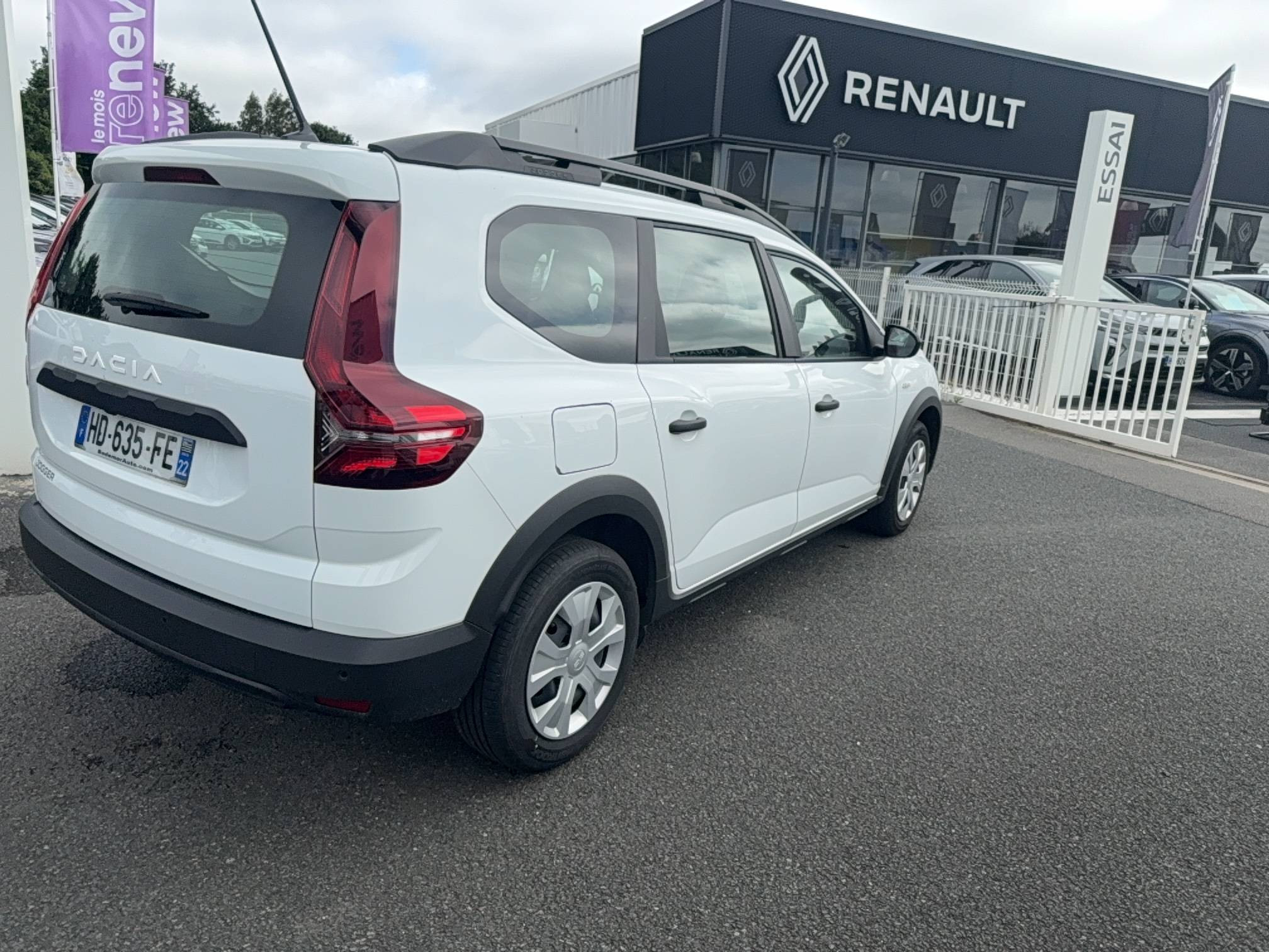 Vente en ligne Dacia Jogger  ECO-G 100 7 places GSR2 au prix de 18 990 €