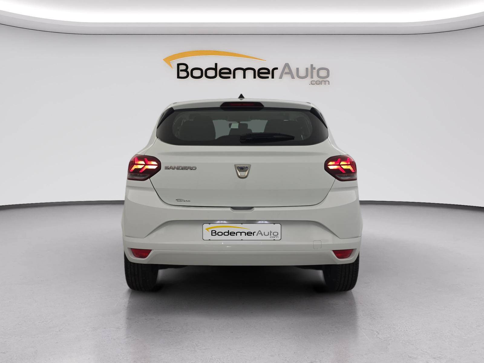 Vente en ligne Dacia Sandero  SCe 65 - 22 au prix de 10 990 €