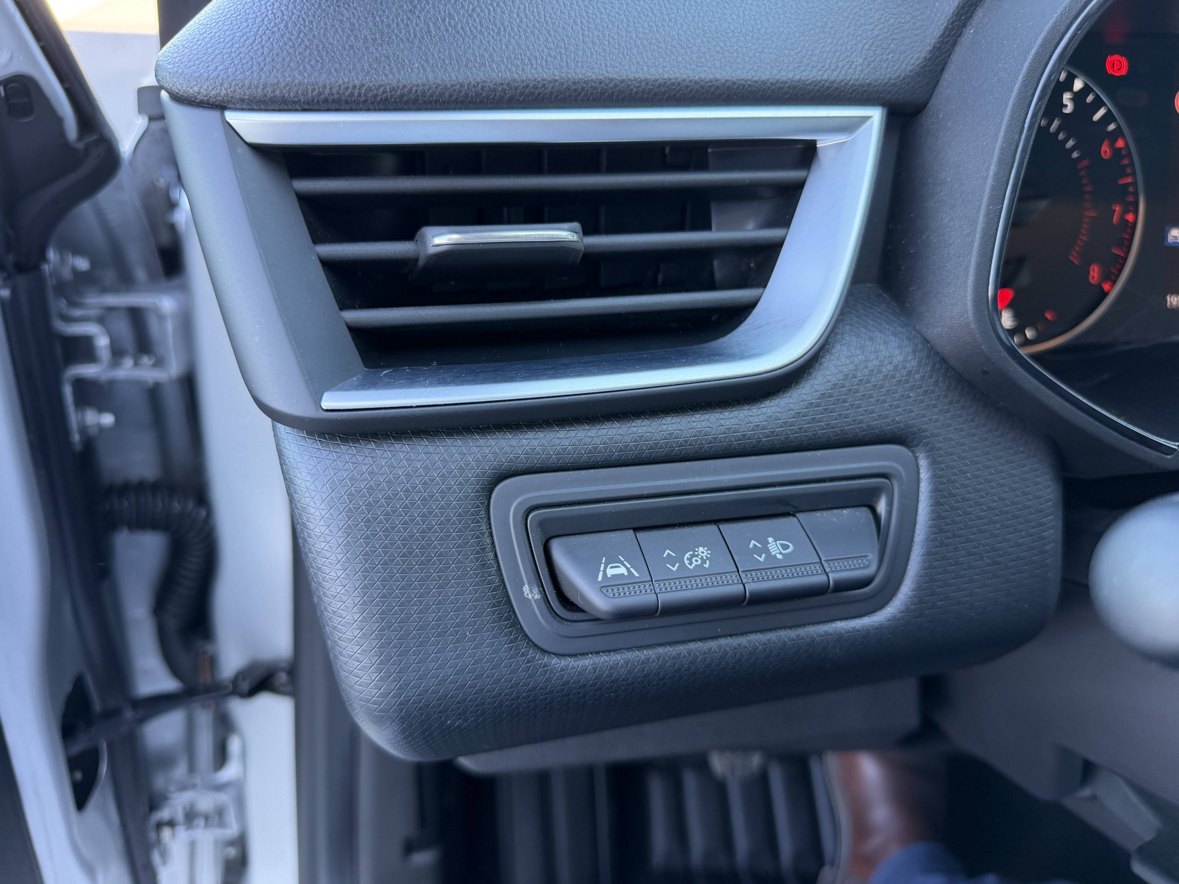 Vente en ligne Renault Clio 5 Clio TCe 90 au prix de 15 490 €