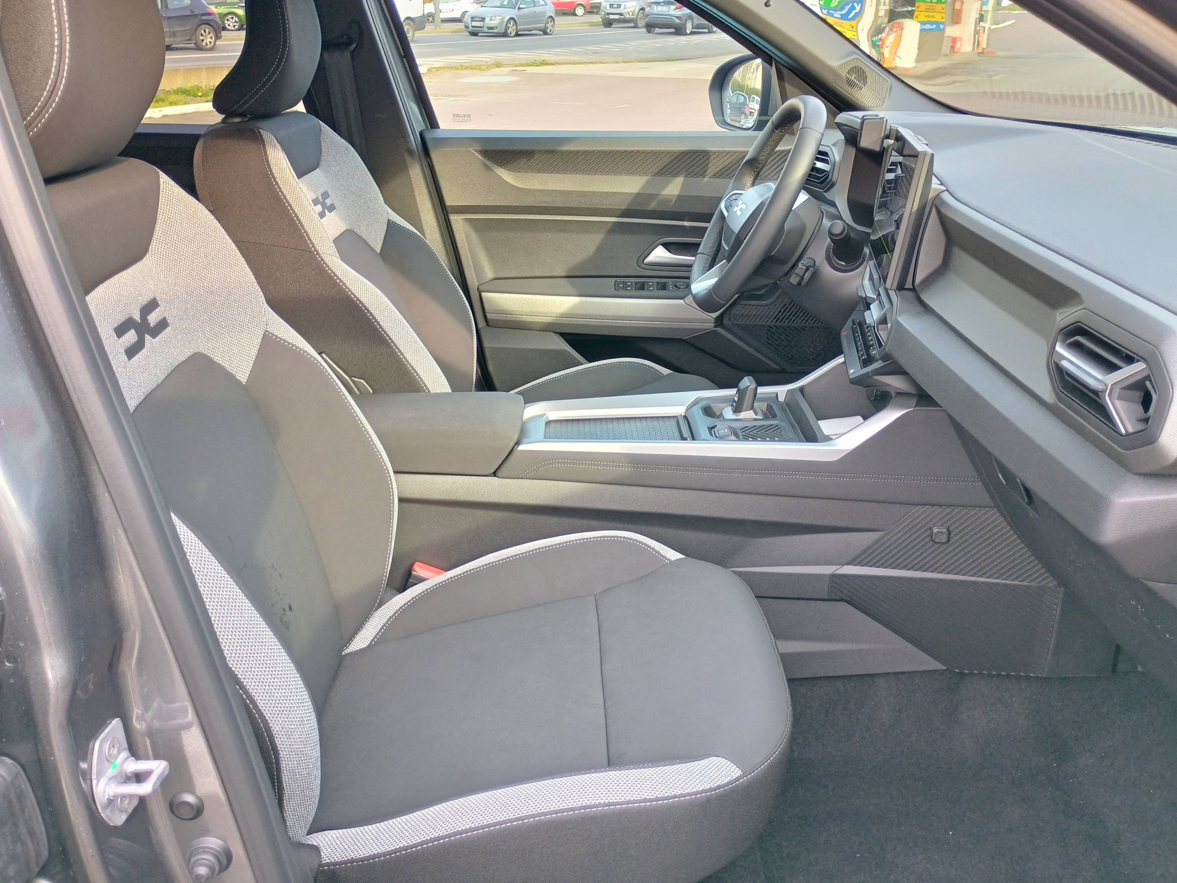 Vente en ligne Dacia Bigster  155 au prix de 30 490 €