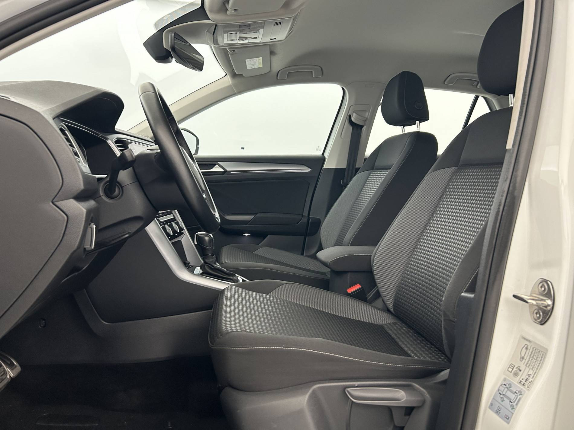 Vente en ligne Volkswagen T-Roc  1.5 TSI 150 EVO Start/Stop DSG7 au prix de 21 990 €