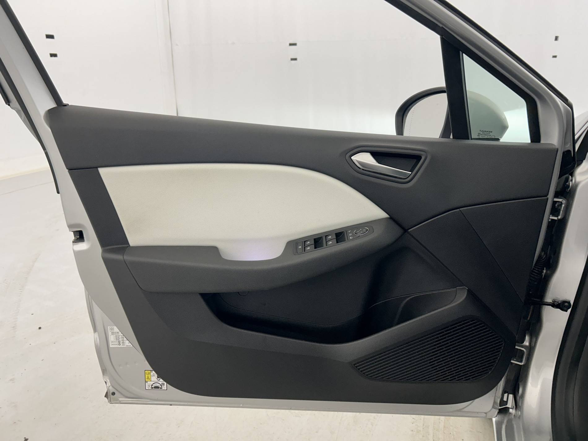 Vente en ligne Renault Clio 5 Clio Blue dCi 100 - 21N au prix de 15 290 €