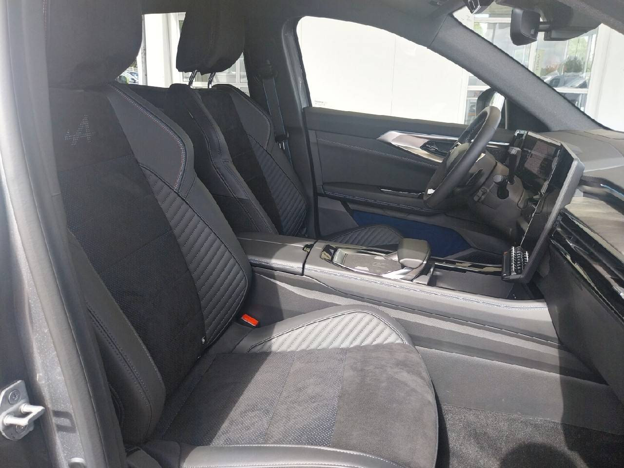 Vente en ligne Renault Rafale  E-Tech full hybrid 200 ch au prix de 39 990 €