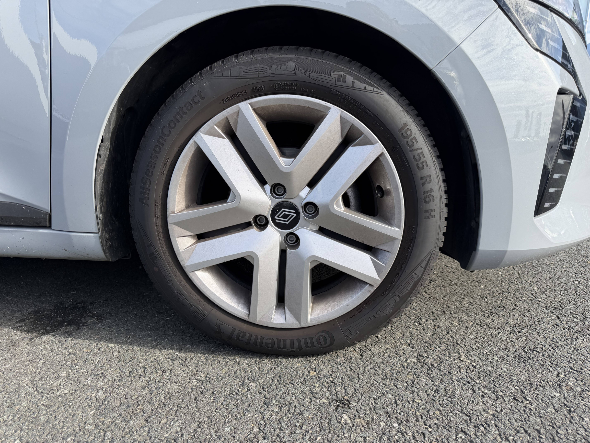 Vente en ligne Renault Clio 5 Clio TCe 90 ch GSR2 au prix de 15 990 €
