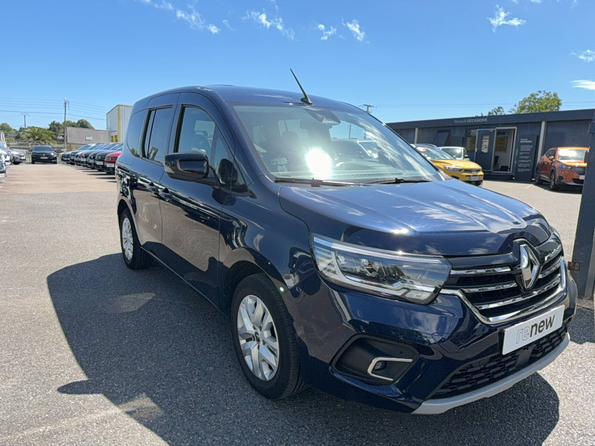 Vente en ligne Renault Kangoo  Blue dCi 95 au prix de 25 490 €