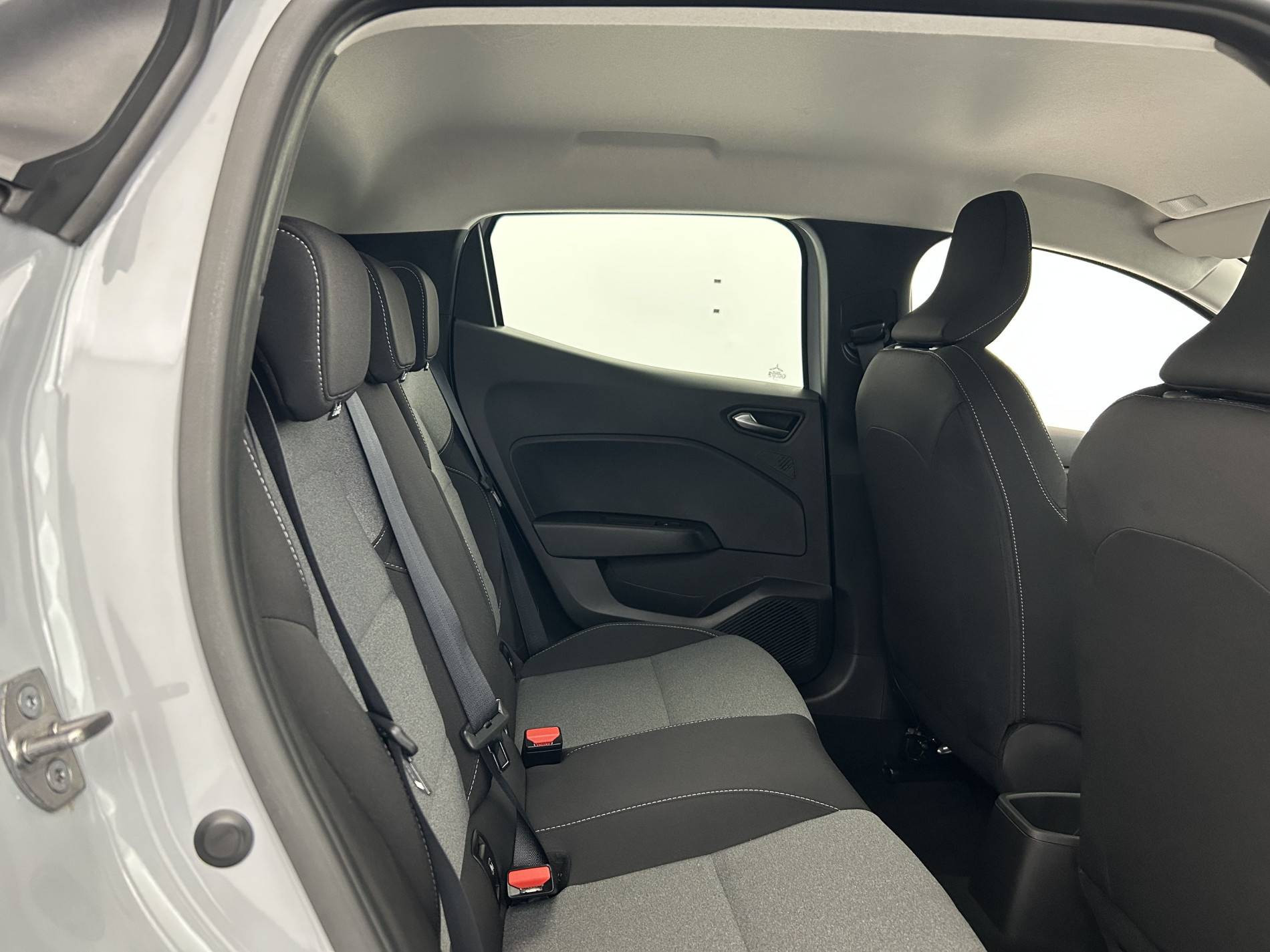 Vente en ligne Renault Clio 5 Clio TCe 90 ch GSR2 au prix de 15 790 €