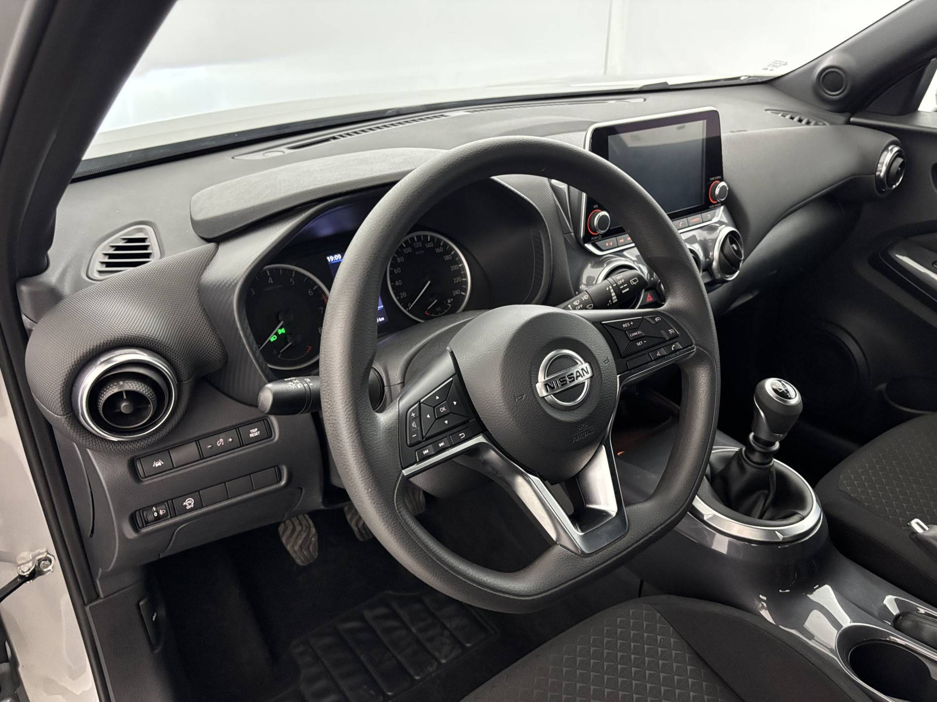 Vente en ligne Nissan Juke  DIG-T 117 au prix de 14 490 €
