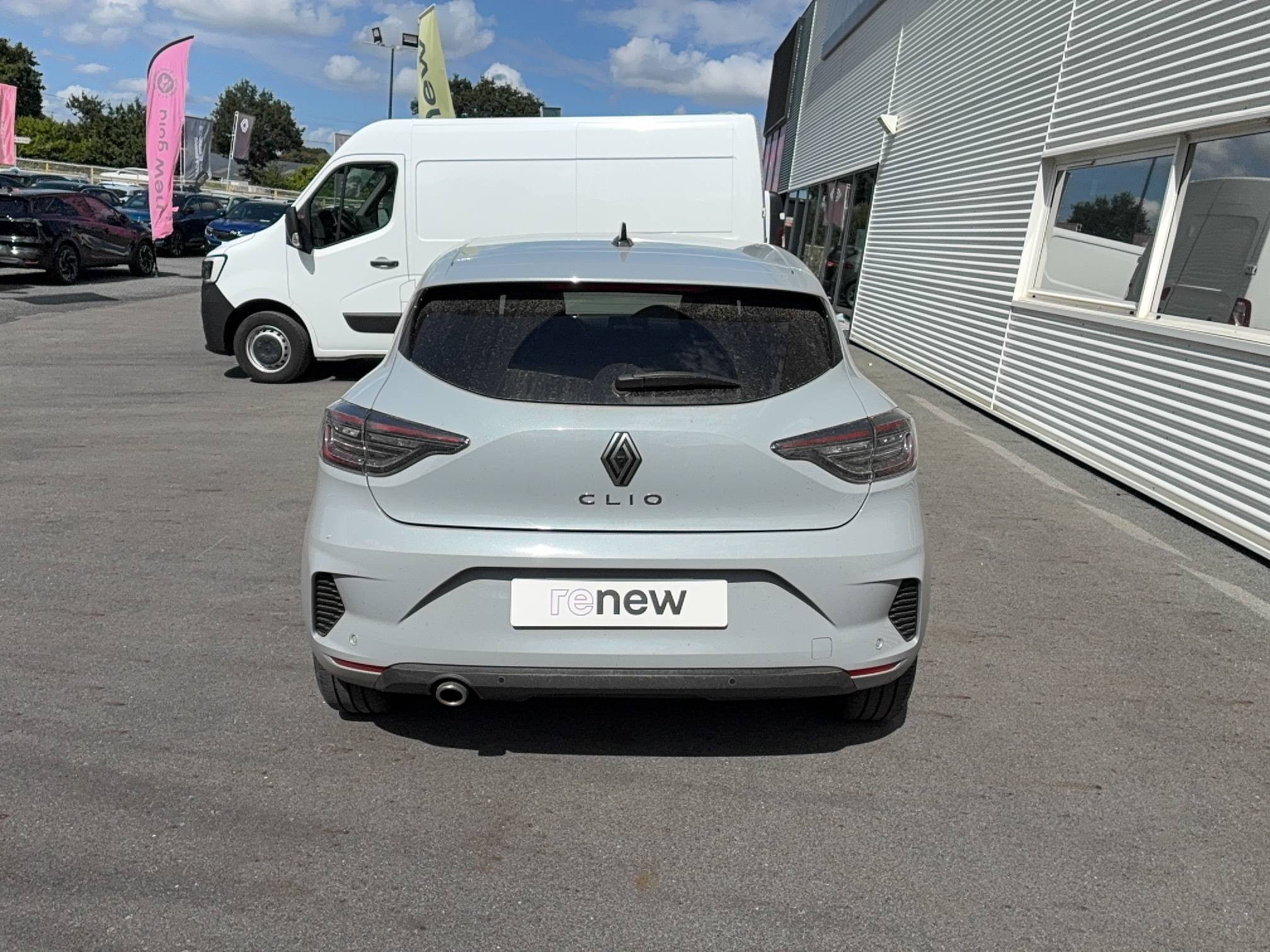 Vente en ligne Renault Clio 5 Clio TCe 90 au prix de 16 390 €