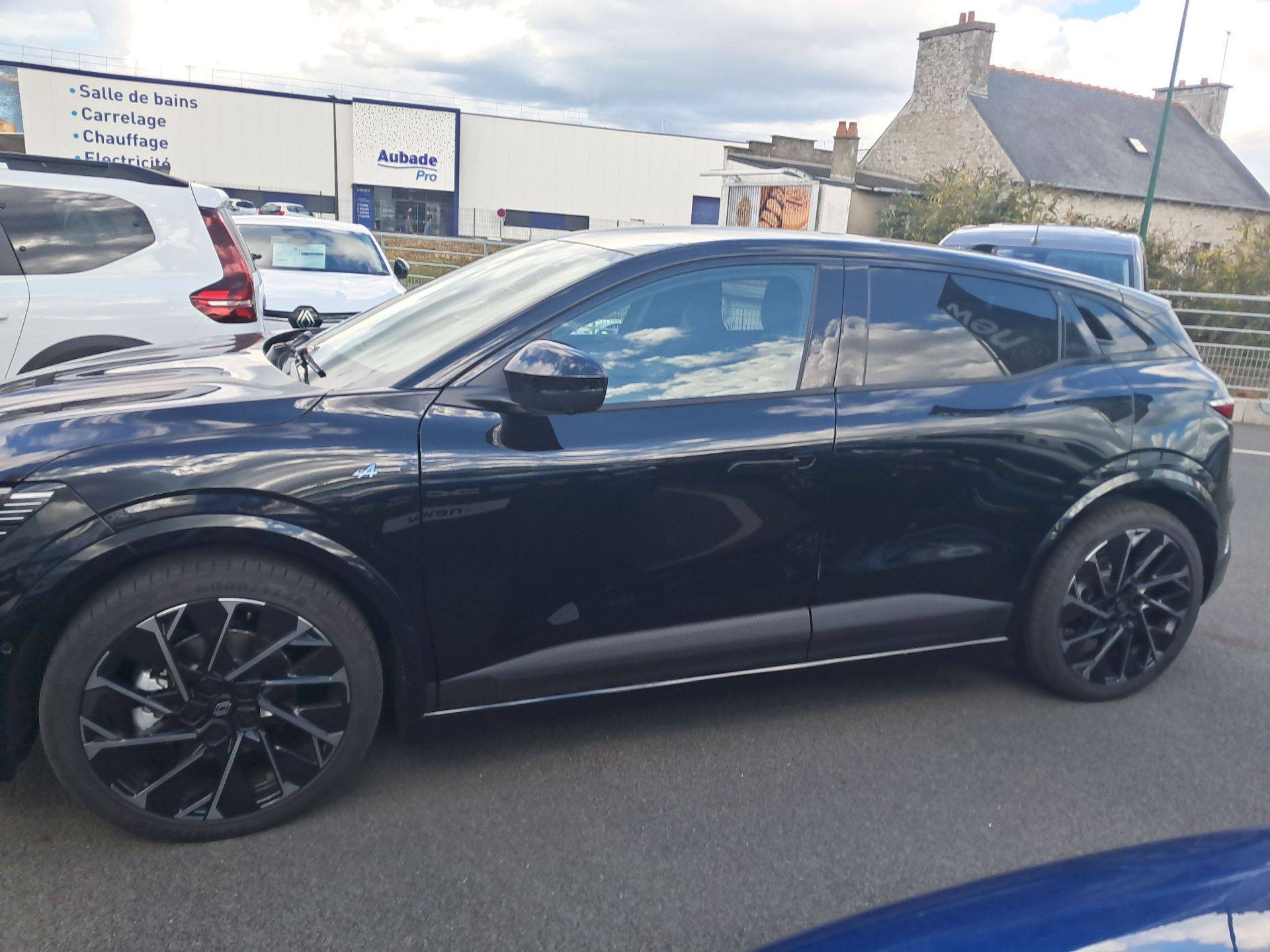 Vente en ligne Renault Megane E-Tech  220 ch autonomie confort au prix de 35 990 €