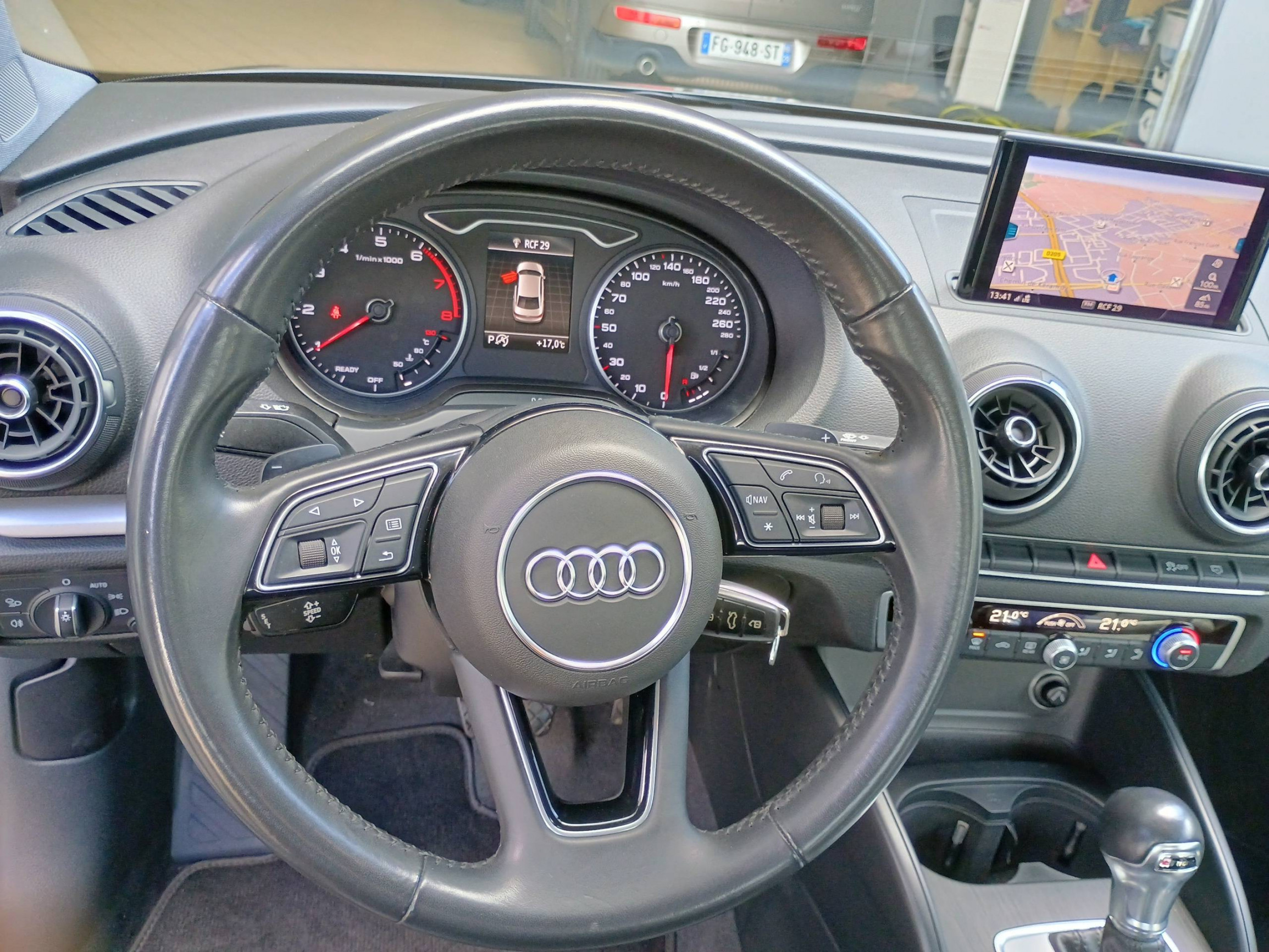 Vente en ligne Audi A3  1.0 TFSI 115 S tronic 7 au prix de 16 990 €