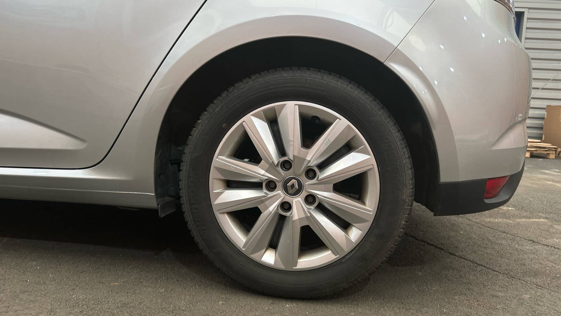 Vente en ligne Renault Megane 4 Mégane IV Berline Blue dCi 115 - 20 au prix de 14 490 €