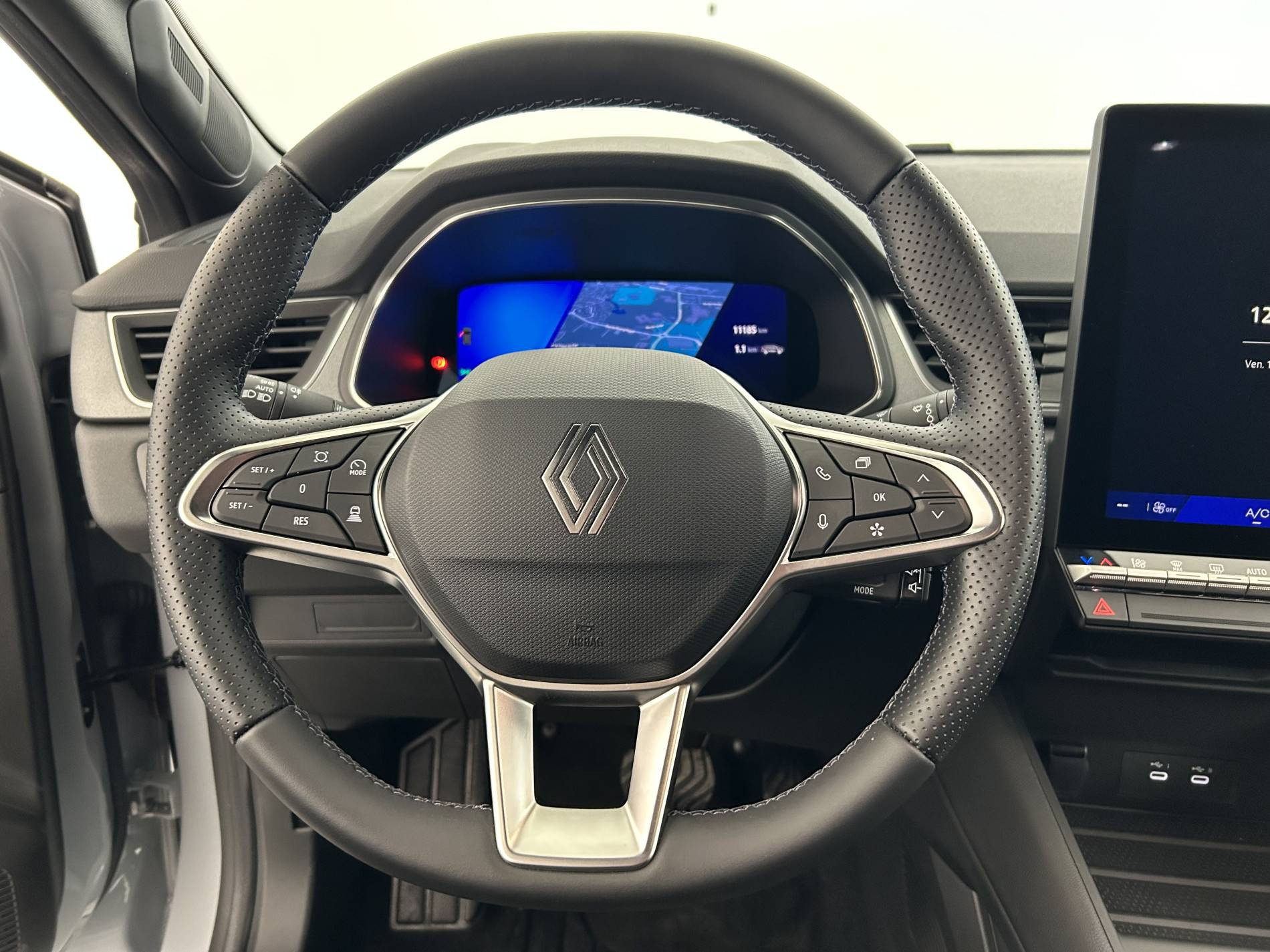 Vente en ligne Renault Symbioz  E-Tech full hybrid 160 ch au prix de 29 990 €