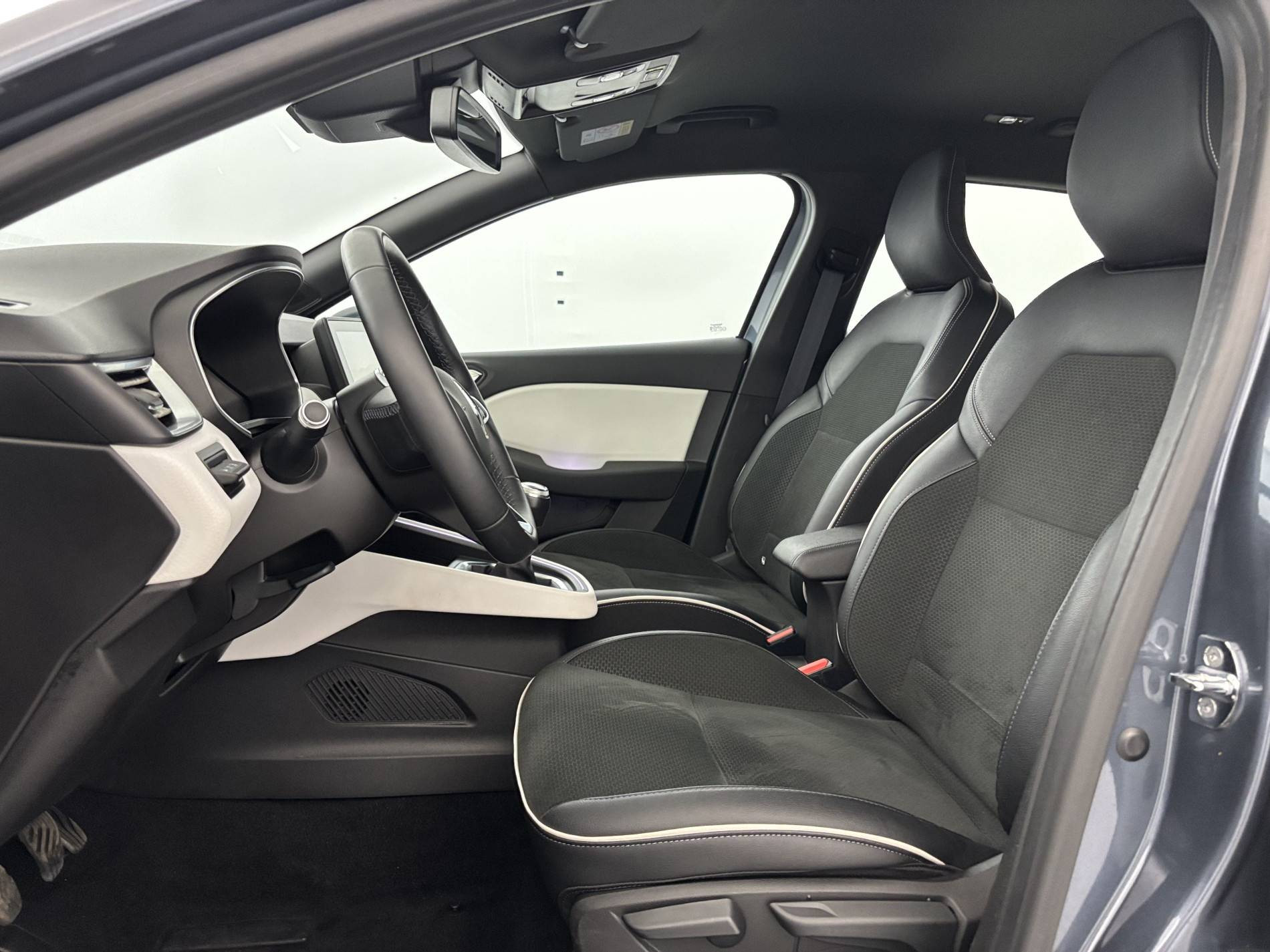 Vente en ligne Renault Clio 5 Clio TCe 90 - 21 au prix de 13 890 €