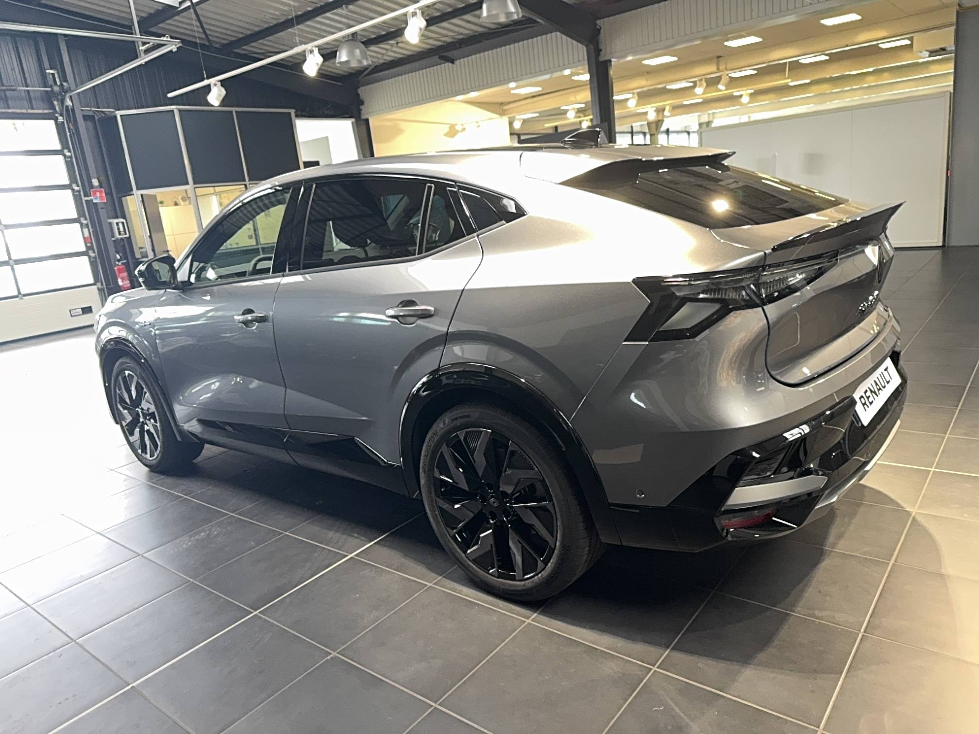 Vente en ligne Renault Rafale  E-Tech full hybrid 200 au prix de 46 990 €
