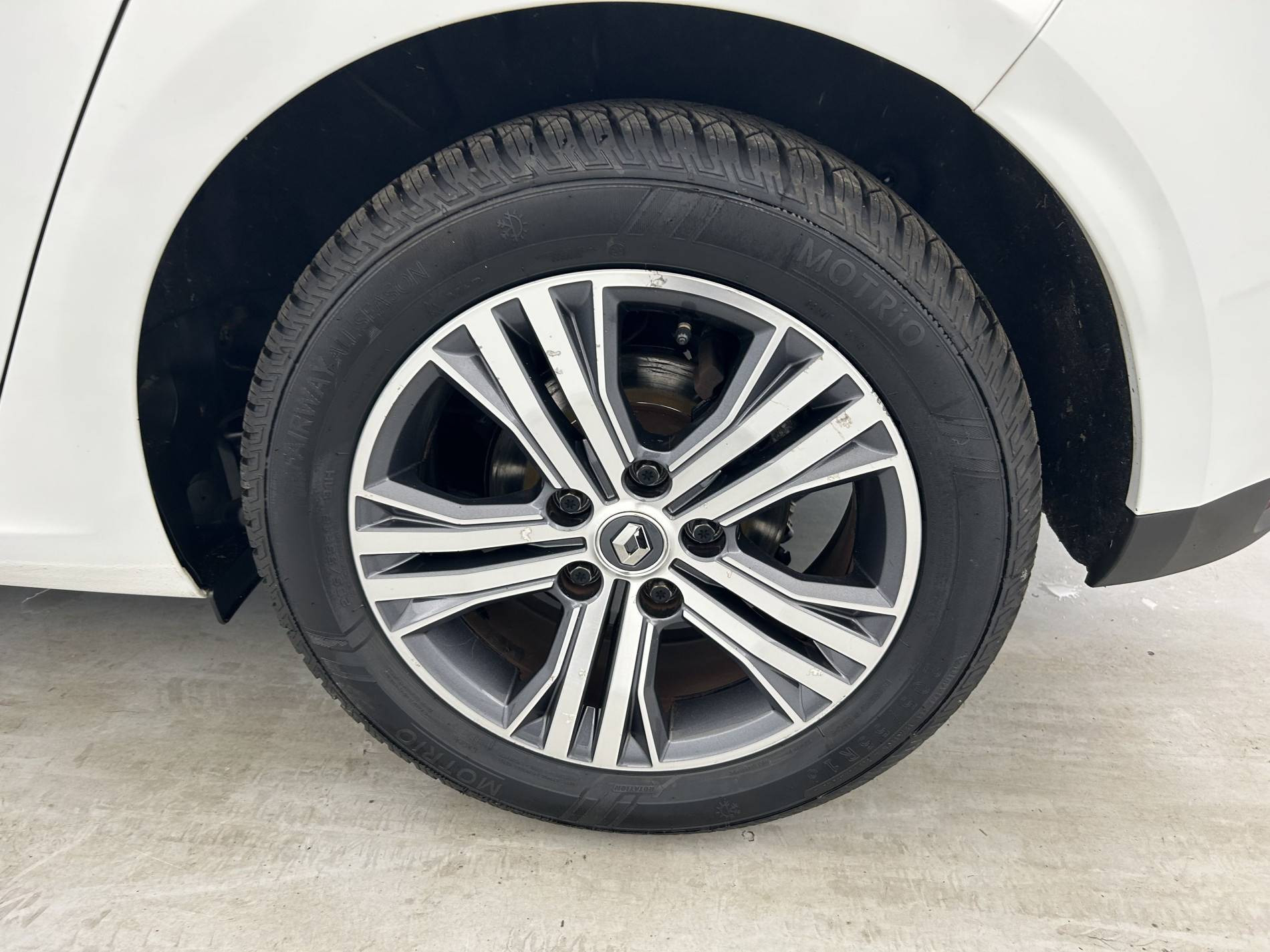 Vente en ligne Renault Megane 4  TCe 140 au prix de 15 990 €