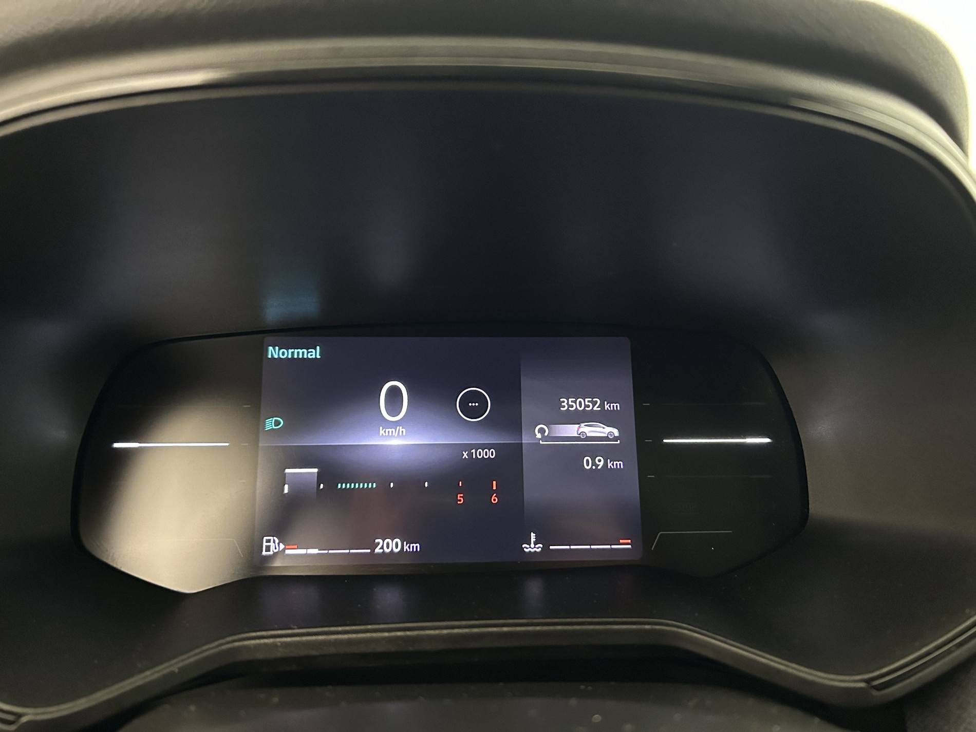 Vente en ligne Renault Clio 5 Clio dCi 100 au prix de 15 390 €