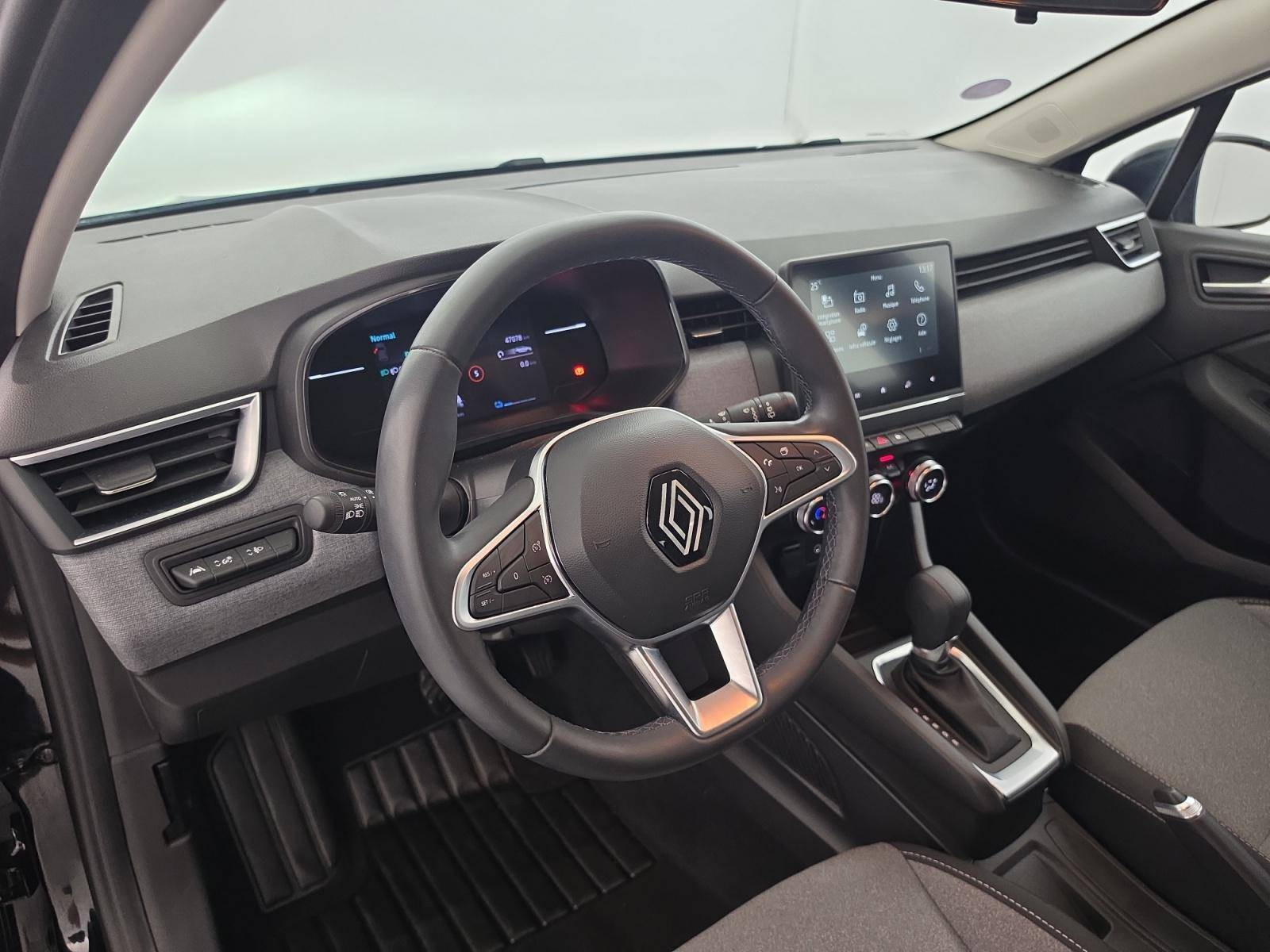 Vente en ligne Renault Clio 5 Clio E-Tech full hybrid 145 au prix de 16 490 €