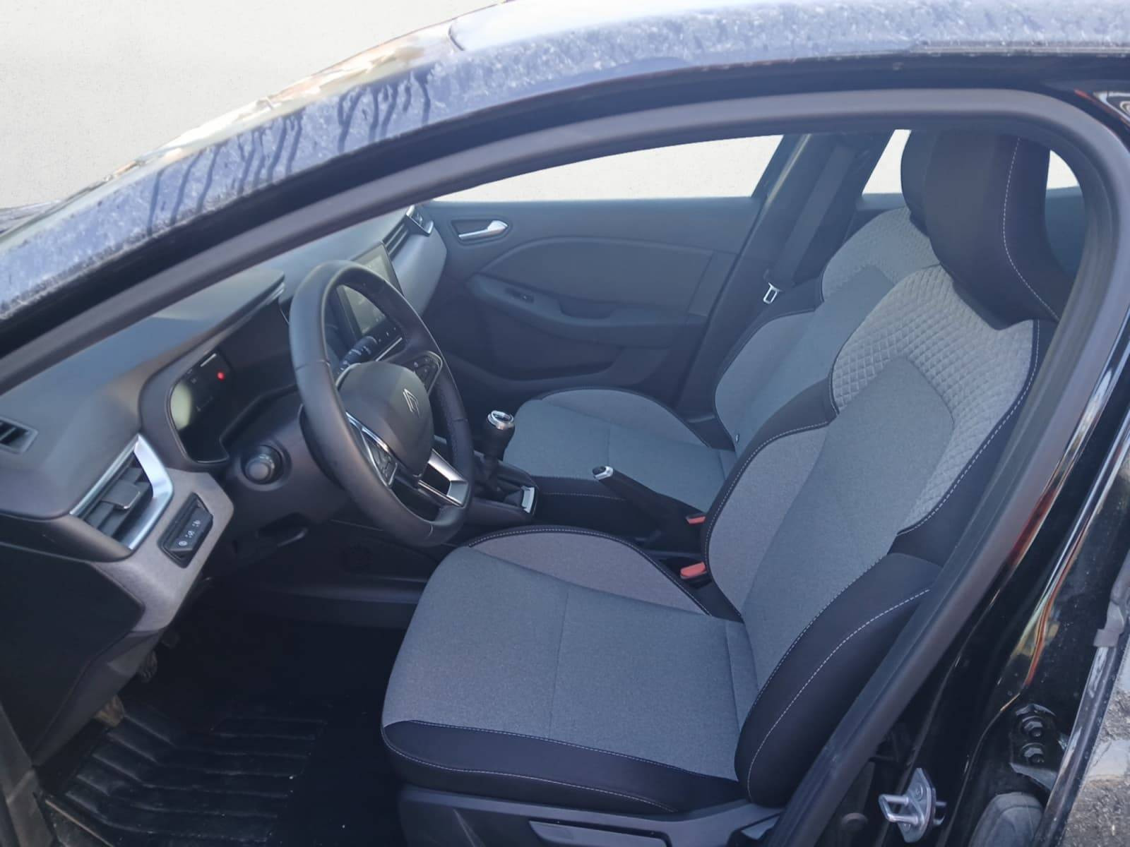 Vente en ligne Renault Clio 5 Clio Blue dCi 100 ch GSR2 au prix de 18 990 €