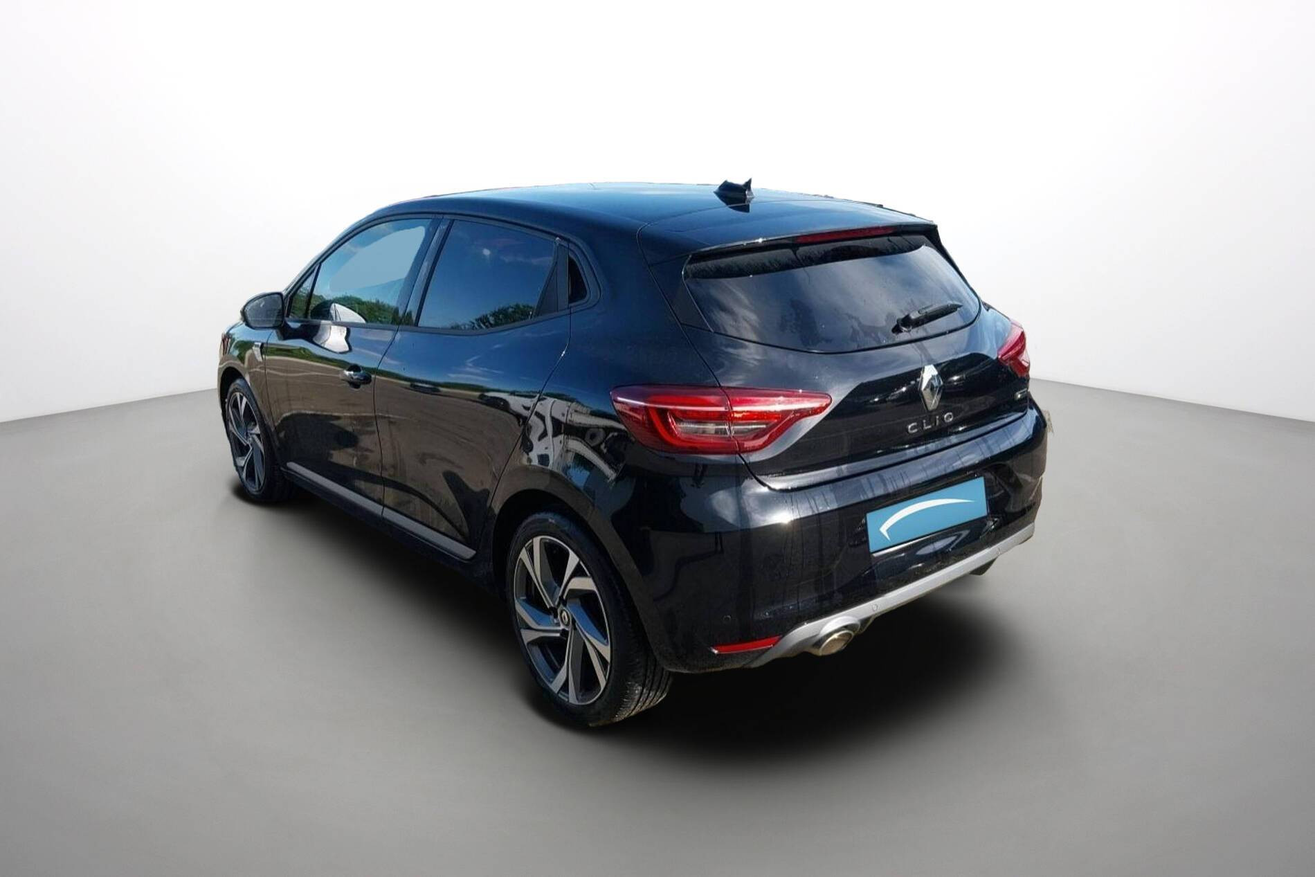 Vente en ligne Renault Clio 5 Clio TCe 140 au prix de 17 490 €