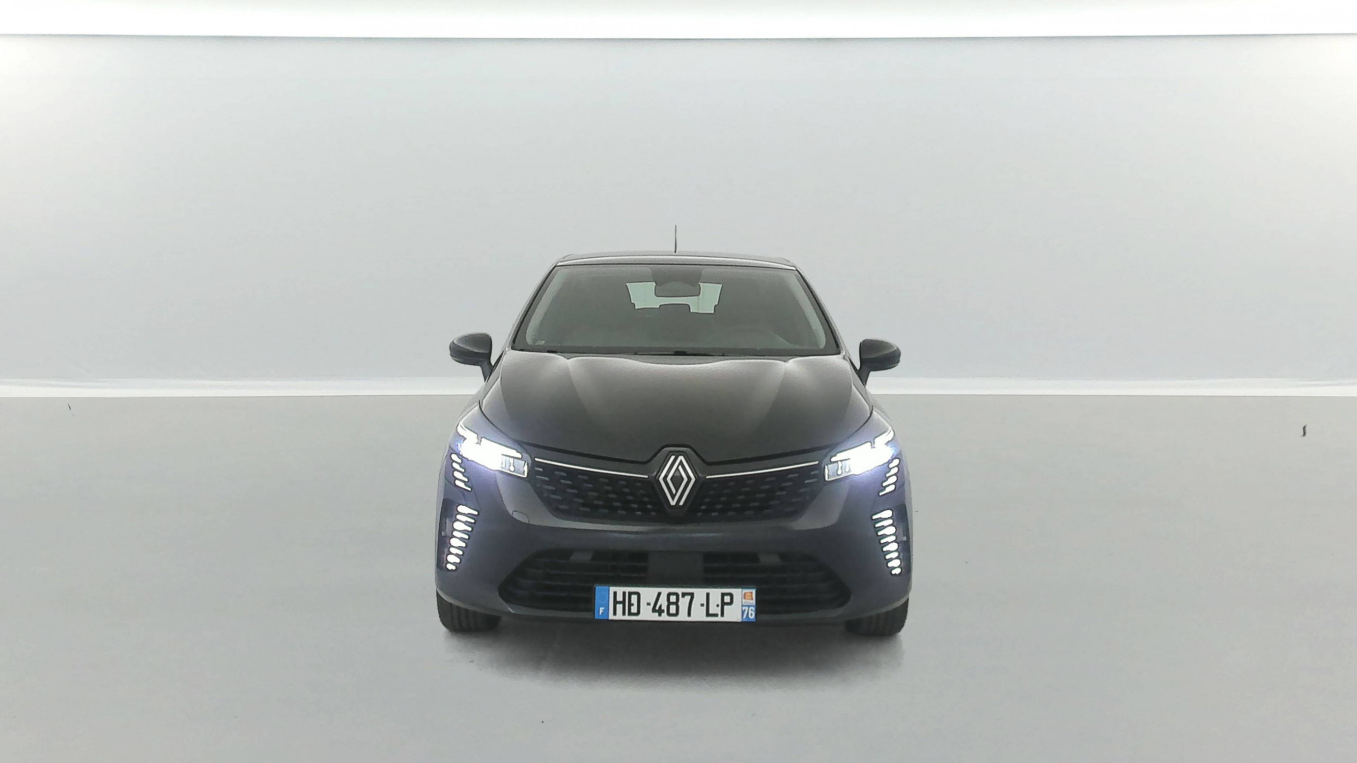 Vente en ligne Renault Clio 5 Clio Blue dCi 100 ch GSR2 au prix de 17 990 €