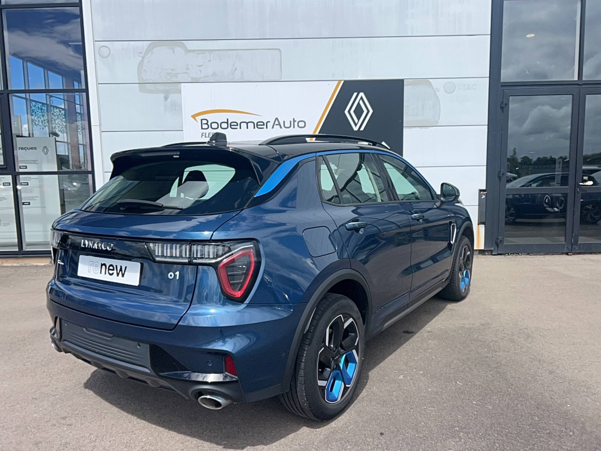 Vente en ligne Lynk&Co 01  1.5 HEV 197 ch DCTH7 au prix de 20 490 €