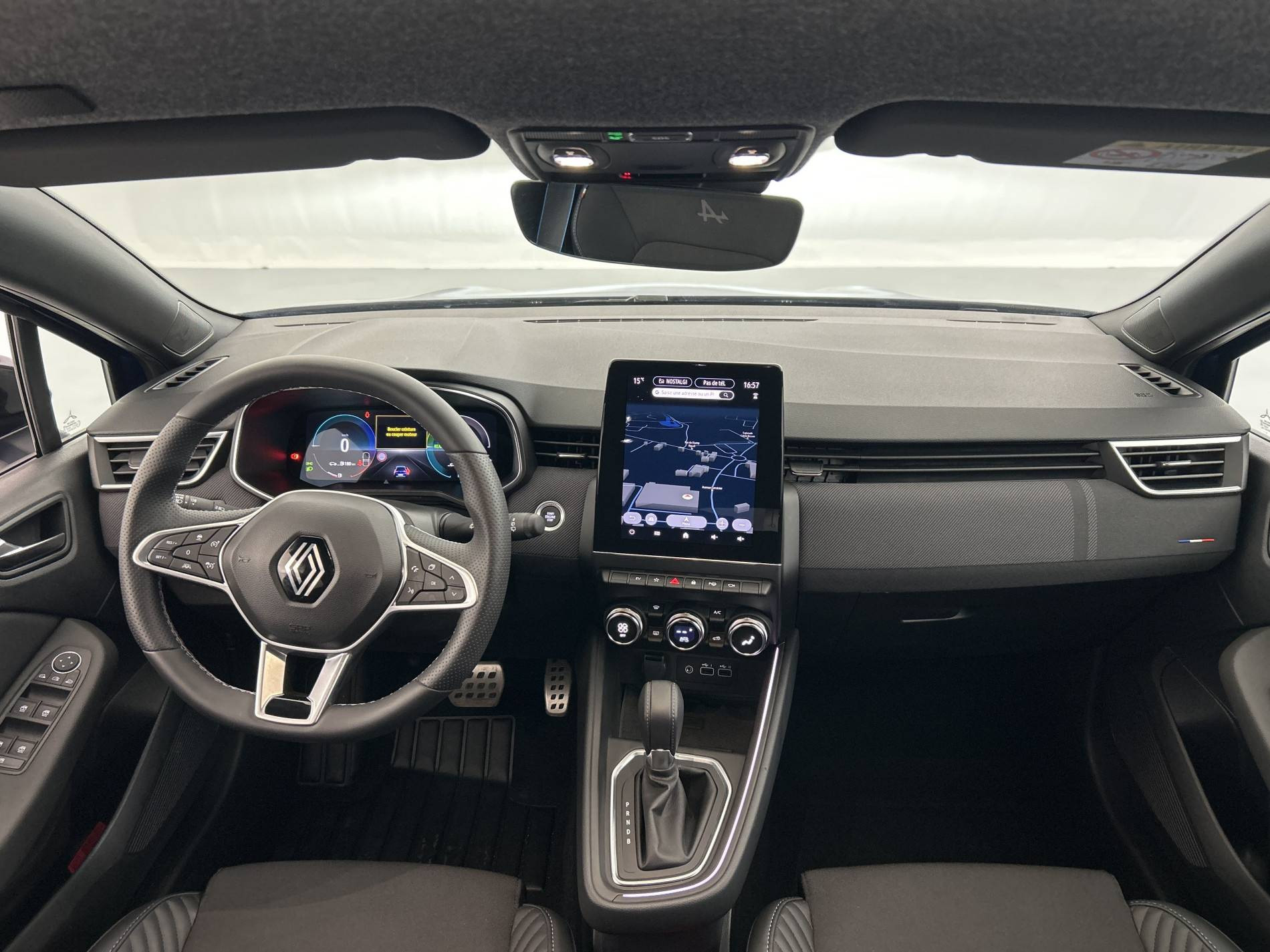 Vente en ligne Renault Clio 5 Clio E-Tech full hybrid 145 au prix de 21 990 €