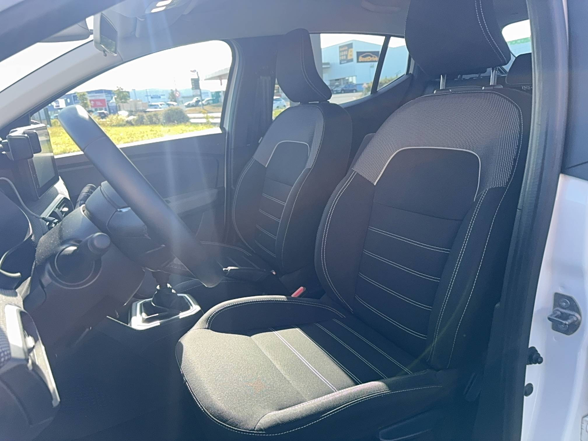 Vente en ligne Dacia Sandero  ECO-G 100 au prix de 10 990 €