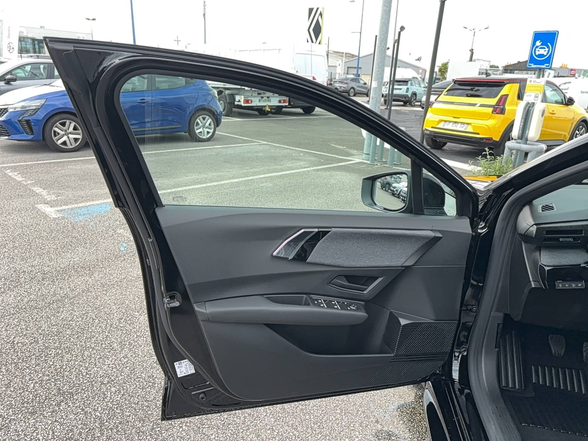 Vente en ligne Renault Clio 6 Clio TCe 115 ch au prix de 18 900 €
