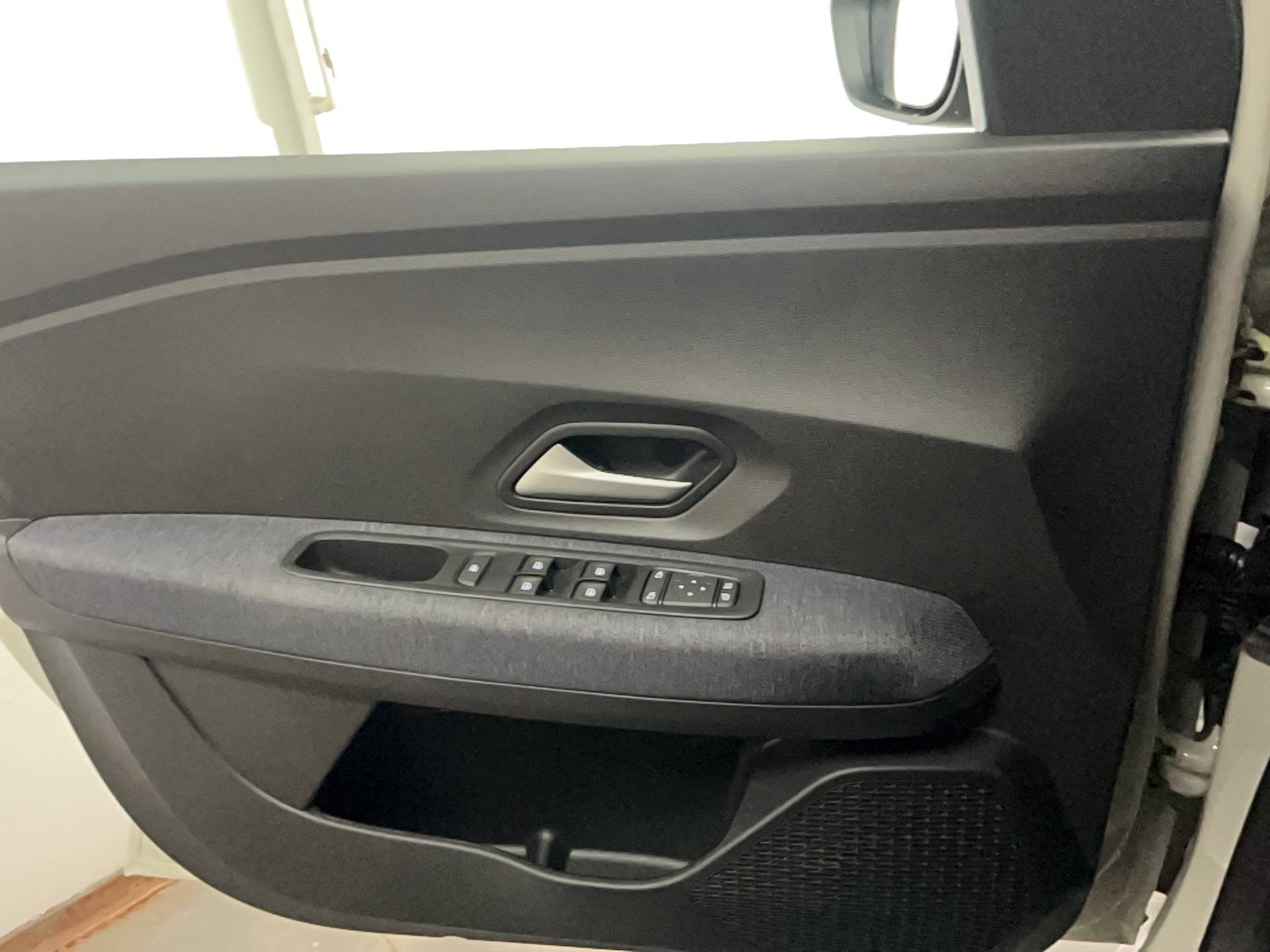 Vente en ligne Dacia Sandero Sandero ECO-G 120 au prix de 18 850 €