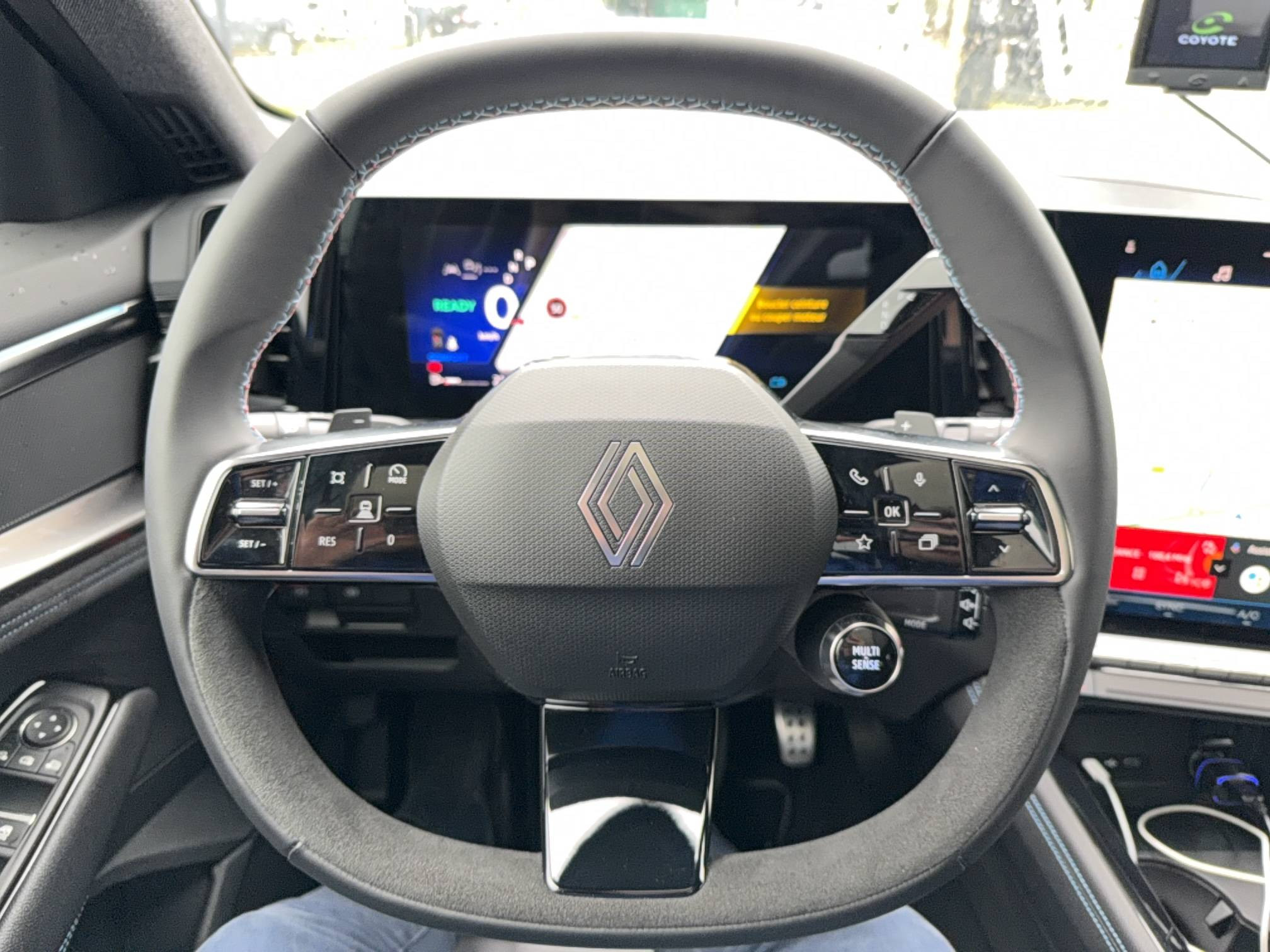 Vente en ligne Renault Espace Espace full hybrid E-Tech 200 ch 7pl au prix de 49 480 €