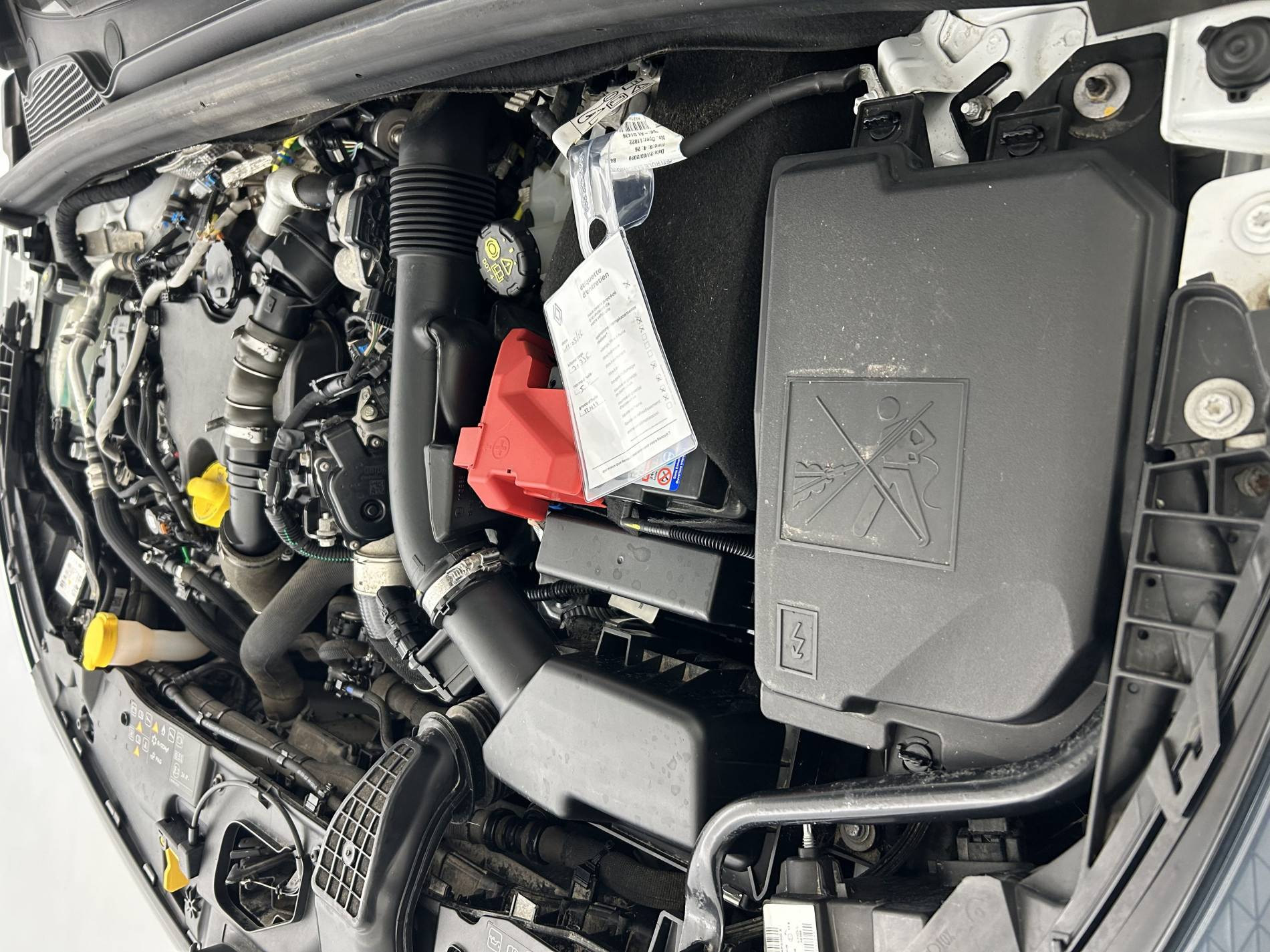 Vente en ligne Renault Clio 5 CLIO SOCIETE BLUE DCI 85 au prix de 11 790 €