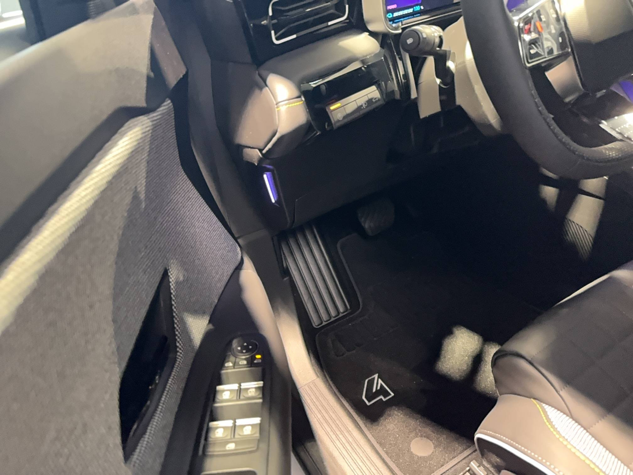 Vente en ligne Renault R4 E-Tech  150 ch autonomie confort au prix de 35 990 €