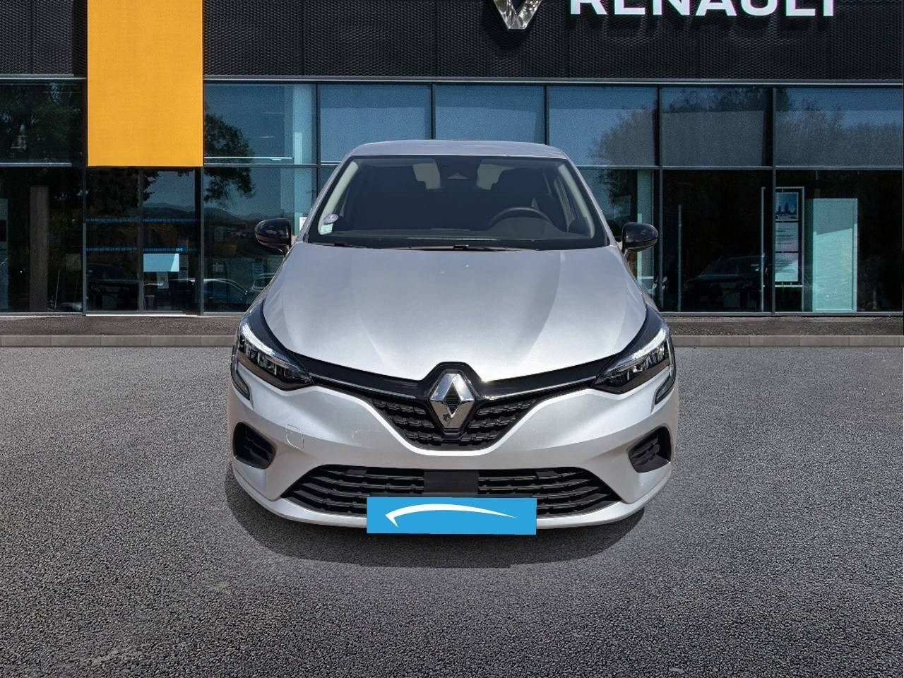 Vente en ligne Renault Clio 5 Clio E-Tech full hybrid 145 au prix de 16 990 €