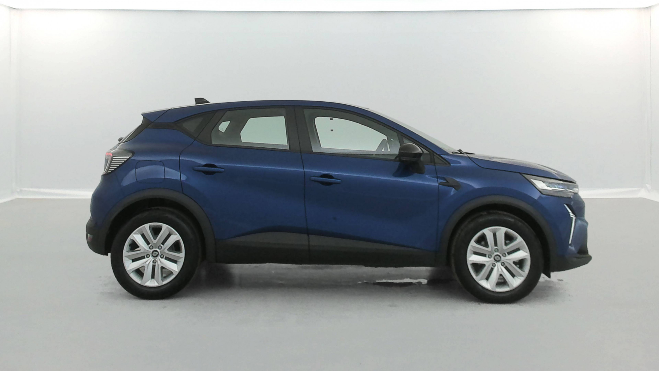 Vente en ligne Renault Captur  E-Tech full hybrid 145 ch au prix de 23 290 €