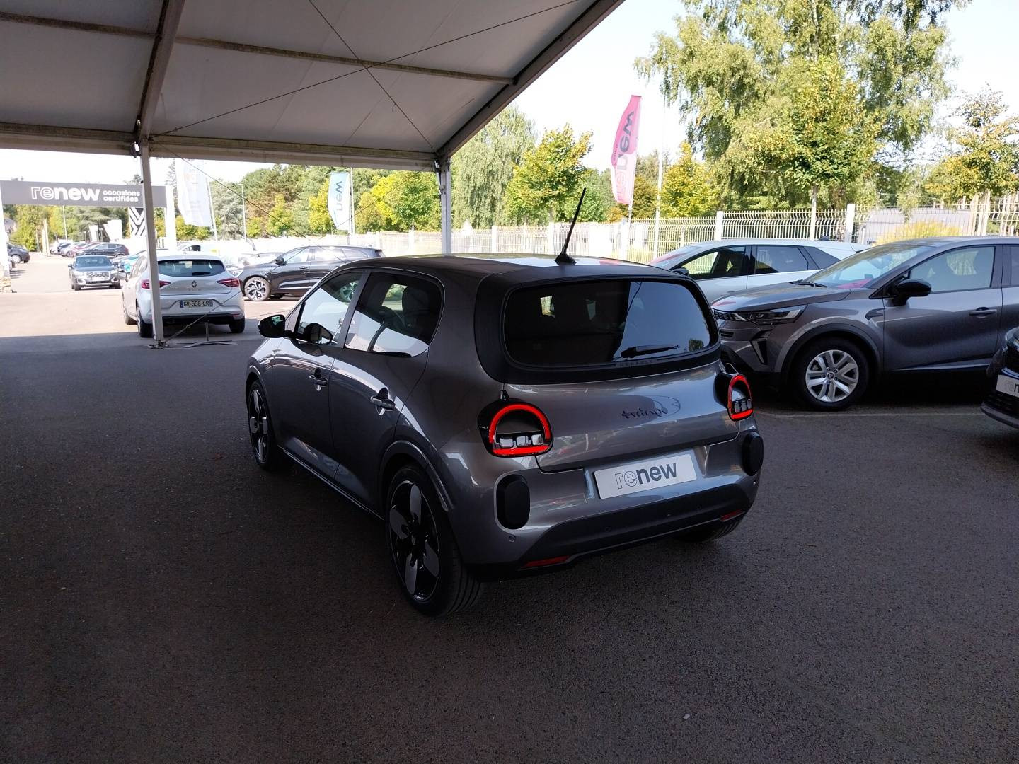 Vente en ligne Renault Twingo Electrique  80 ch autonomie urbaine au prix de 21 190 €