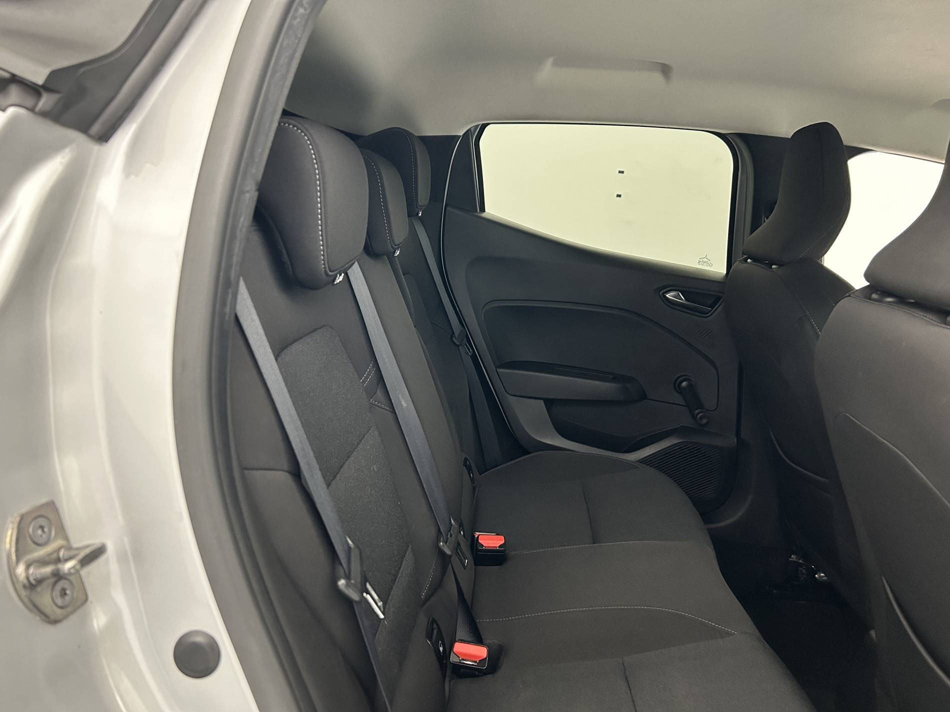 Vente en ligne Renault Clio 5 Clio TCe 90 au prix de 13 890 €