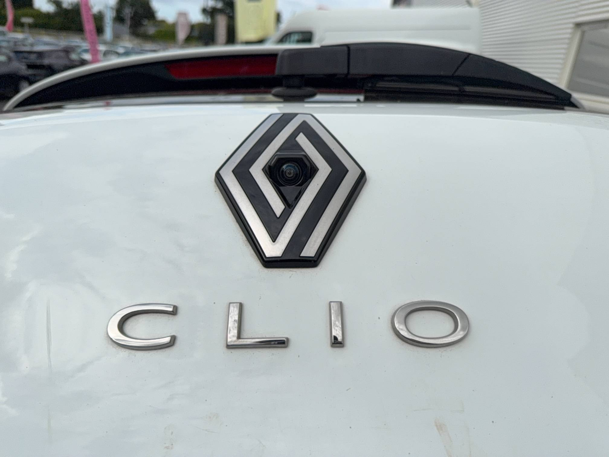 Vente en ligne Renault Clio 5 Clio TCe 90 au prix de 16 390 €