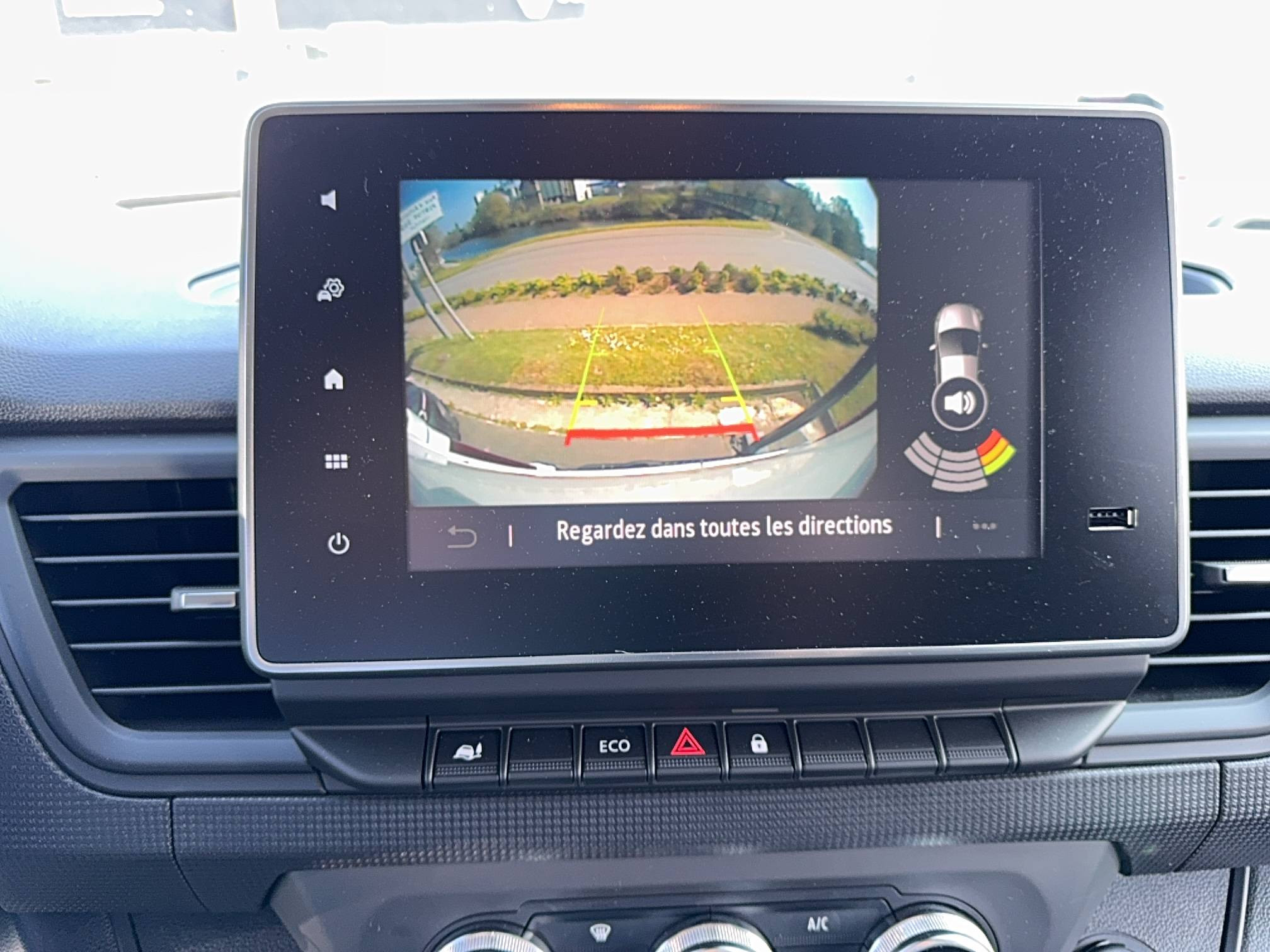 Vente en ligne Renault Trafic Van E-Tech TRAFIC E-TECH ELECTRIQUE FGN L1H1 3T AC22 au prix de 35 300 €