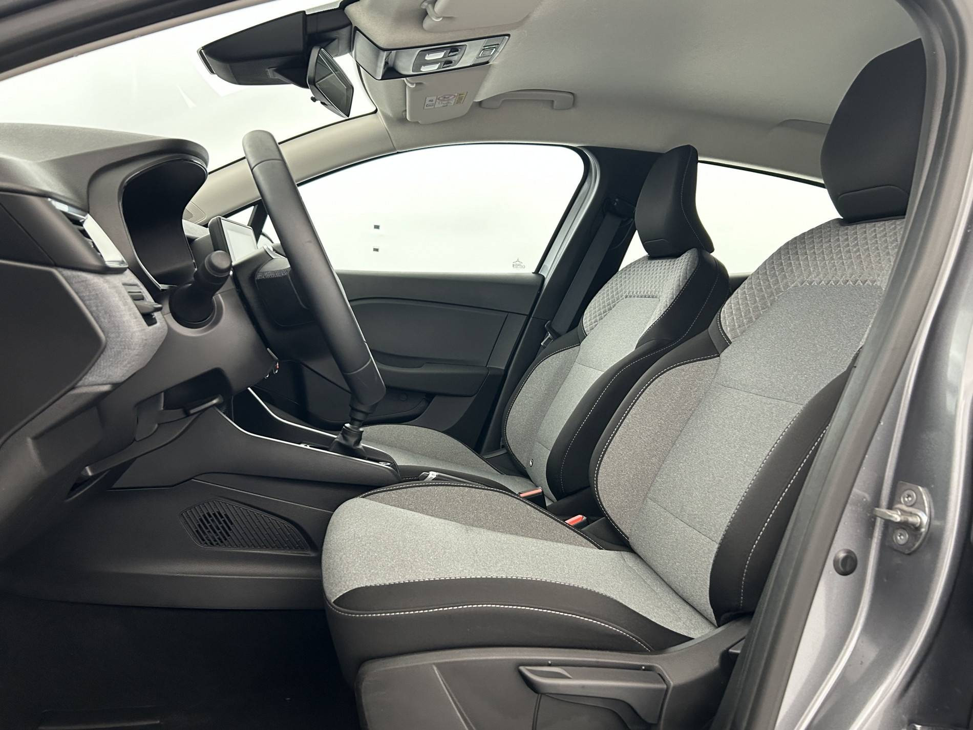 Vente en ligne Renault Clio 5 Clio TCe 90 au prix de 15 300 €