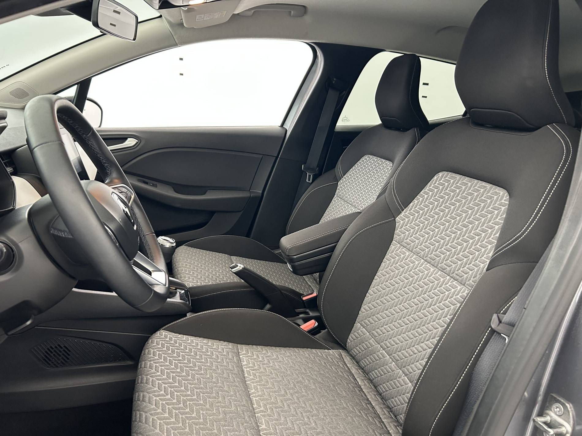 Vente en ligne Renault Clio 5 Clio TCe 100 GPL au prix de 13 990 €