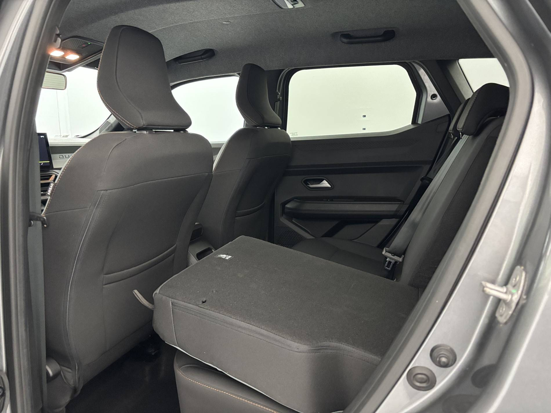 Vente en ligne Dacia Duster  Hybrid 140 au prix de 24 590 €