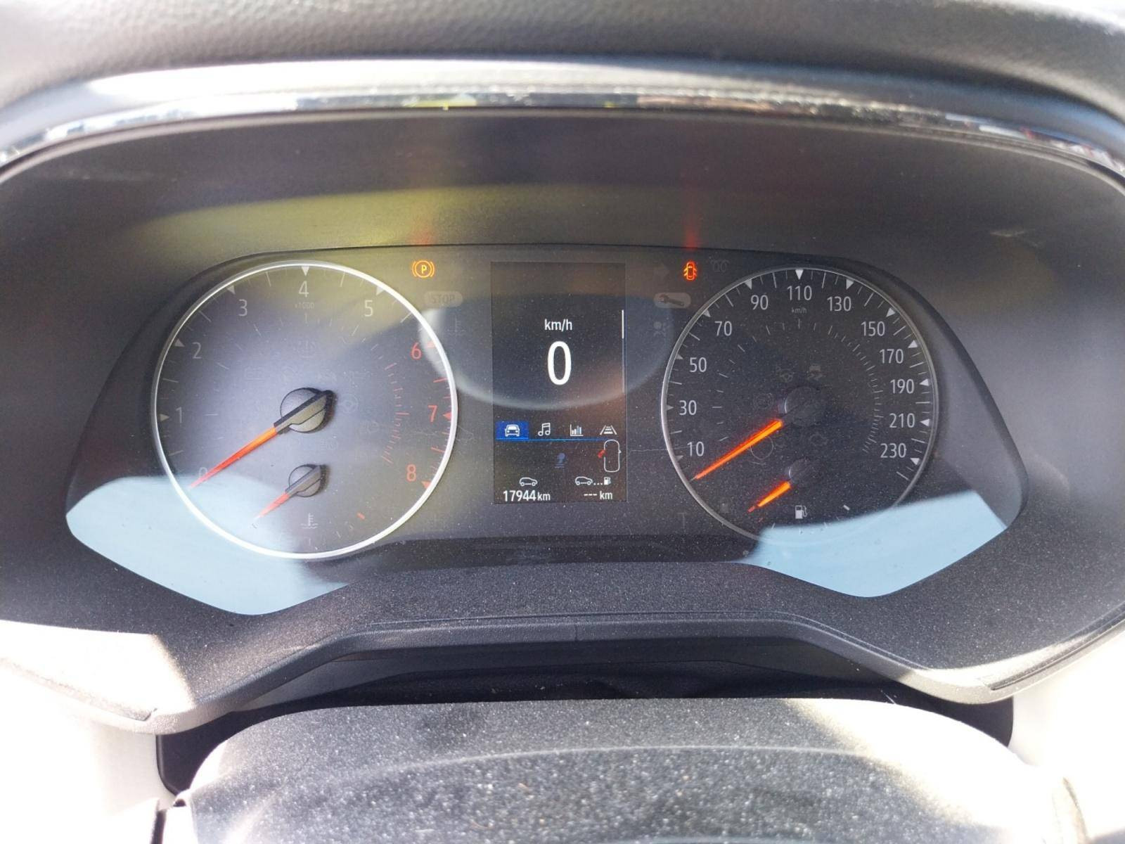 Vente en ligne Renault Clio 5 Clio TCe 90 - 21N au prix de 14 690 €