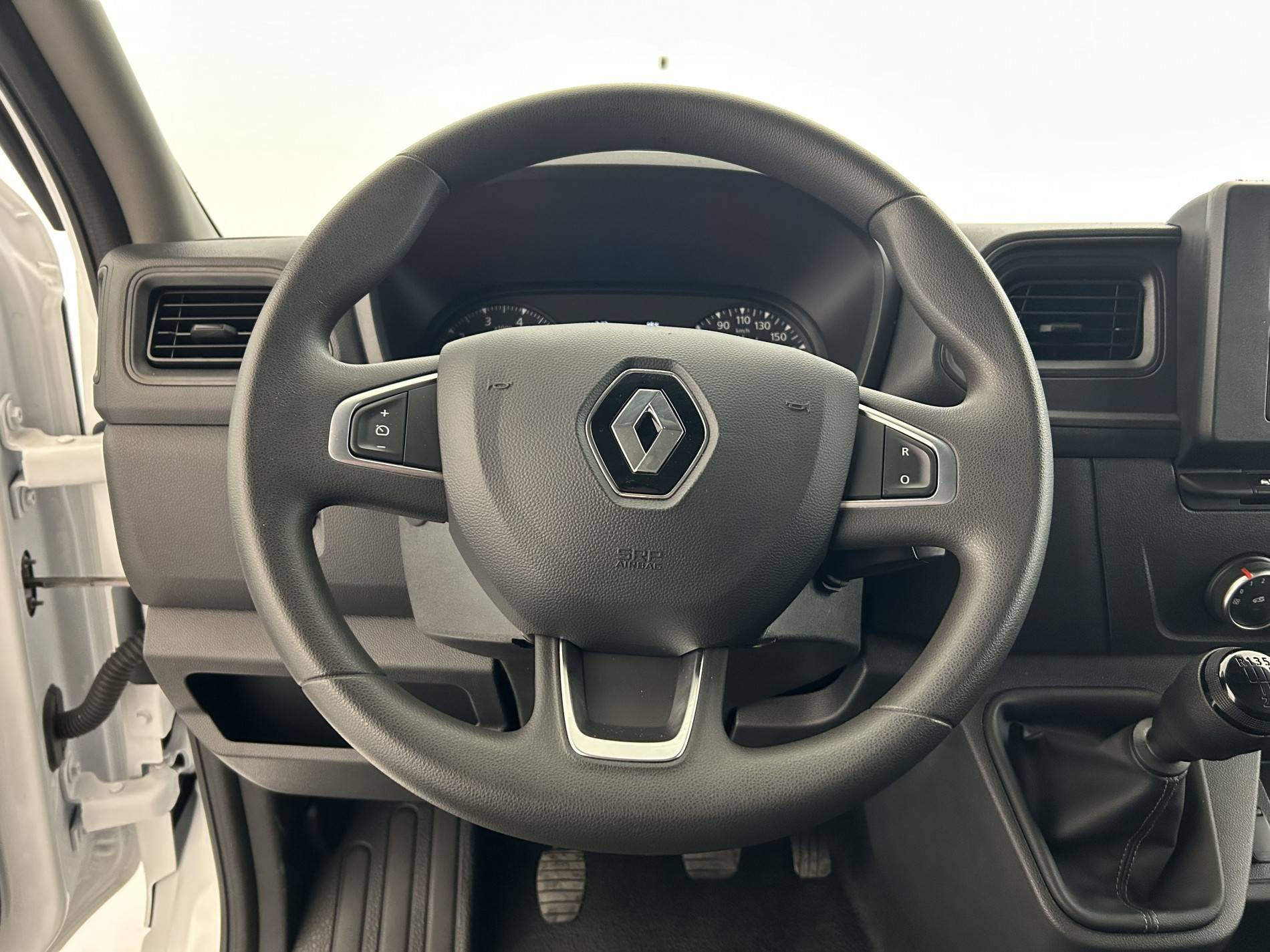 Vente en ligne Renault Master Fourgon MASTER FGN TRAC F3500 L2H2 BLUE DCI 135 au prix de 25 790 €