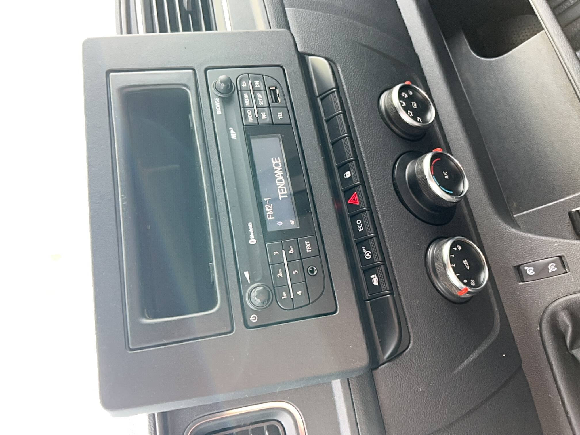 Vente en ligne Renault Master Fourgon MASTER FGN TRAC F3500 L2H2 ENERGY DCI 145 POUR TRANSF au prix de 19 900 €