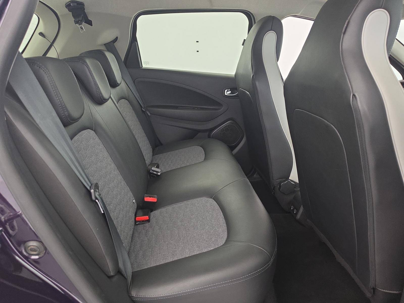Vente en ligne Renault Zoé Zoe R135 - 22B au prix de 16 990 €